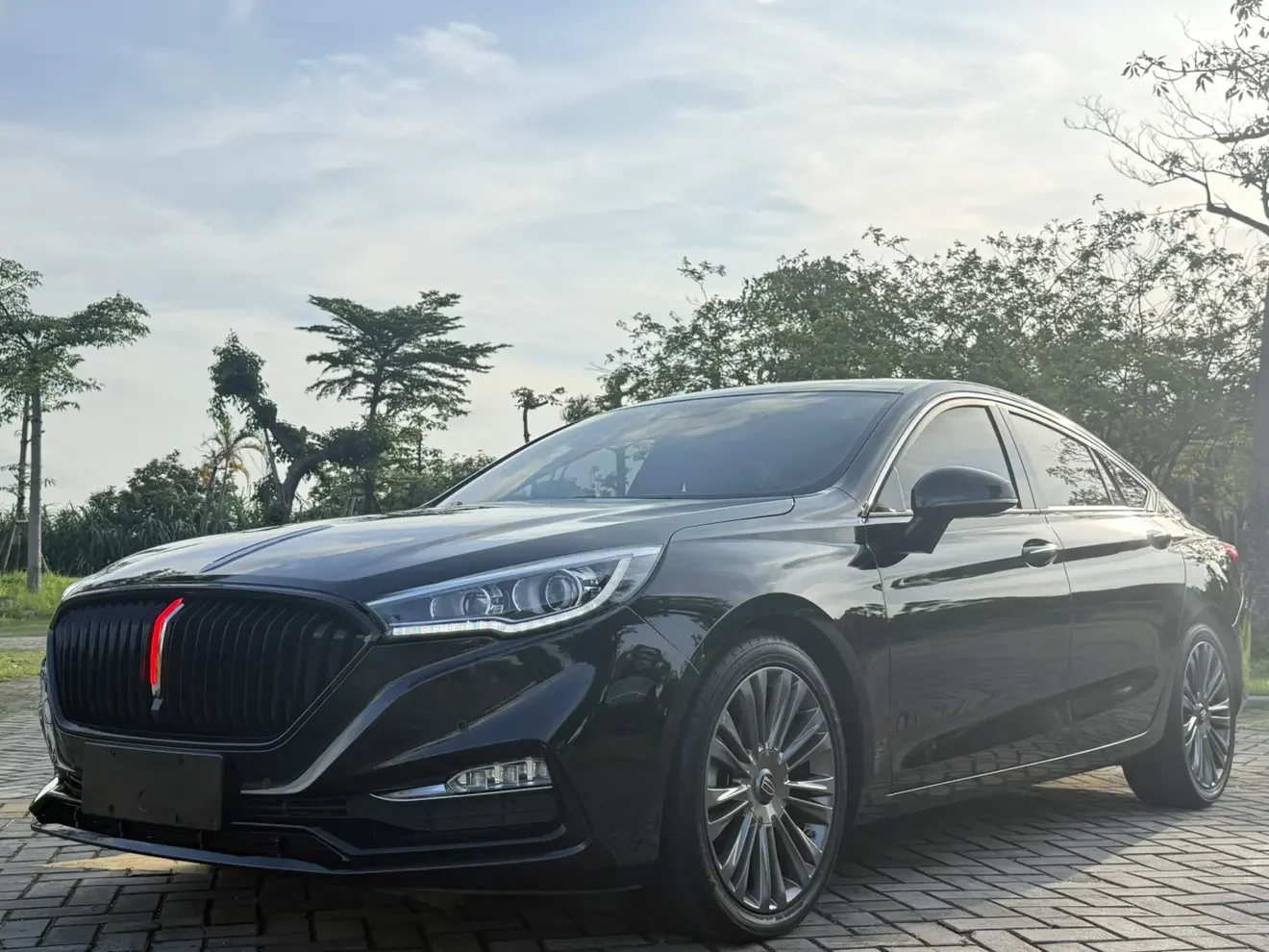 Hongqi H5 classic