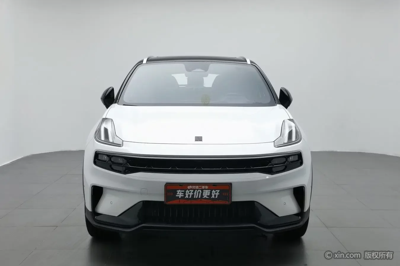 Lynk & Co 06