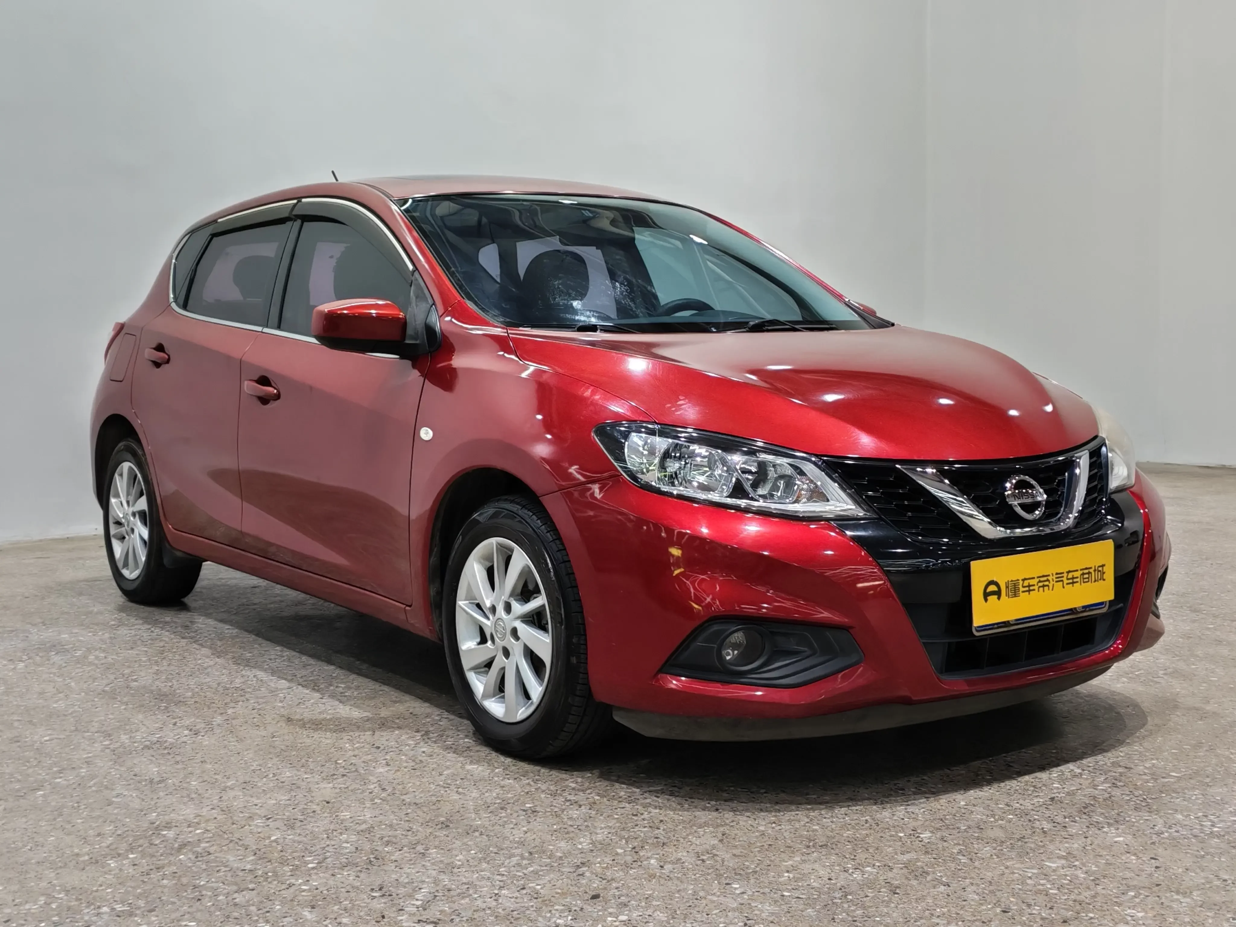 Nissan Tiida