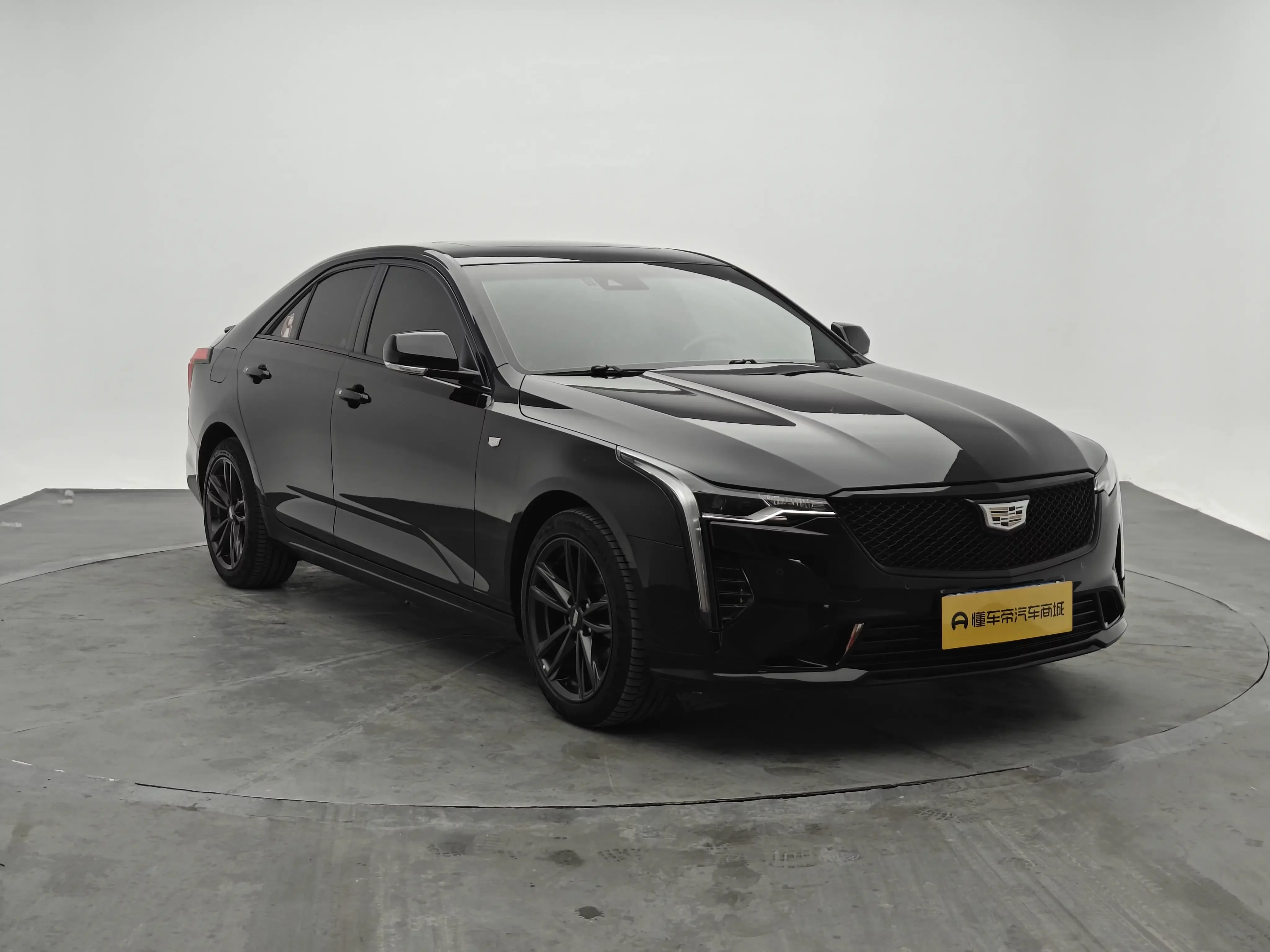Cadillac CT4