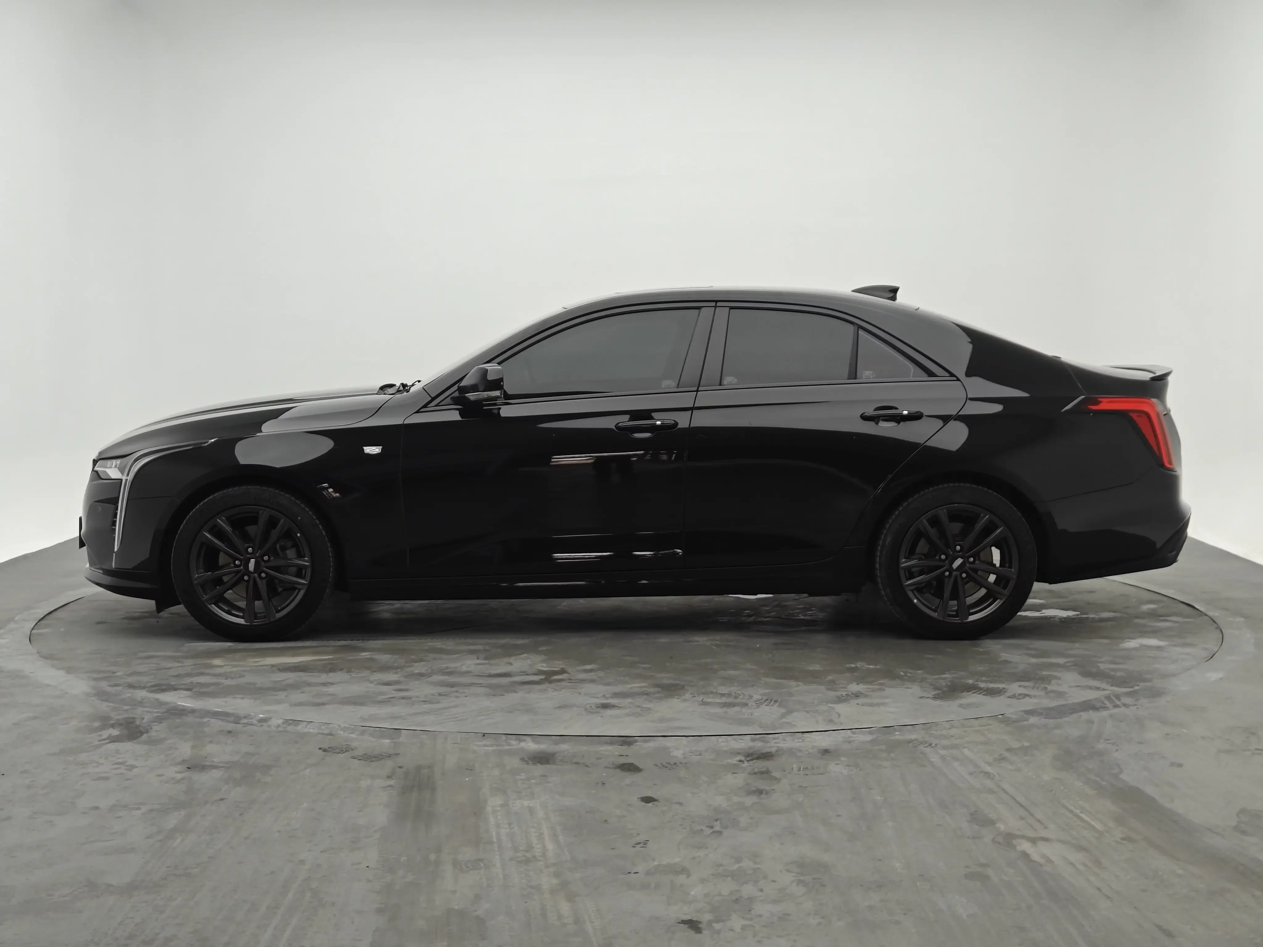 Cadillac CT4