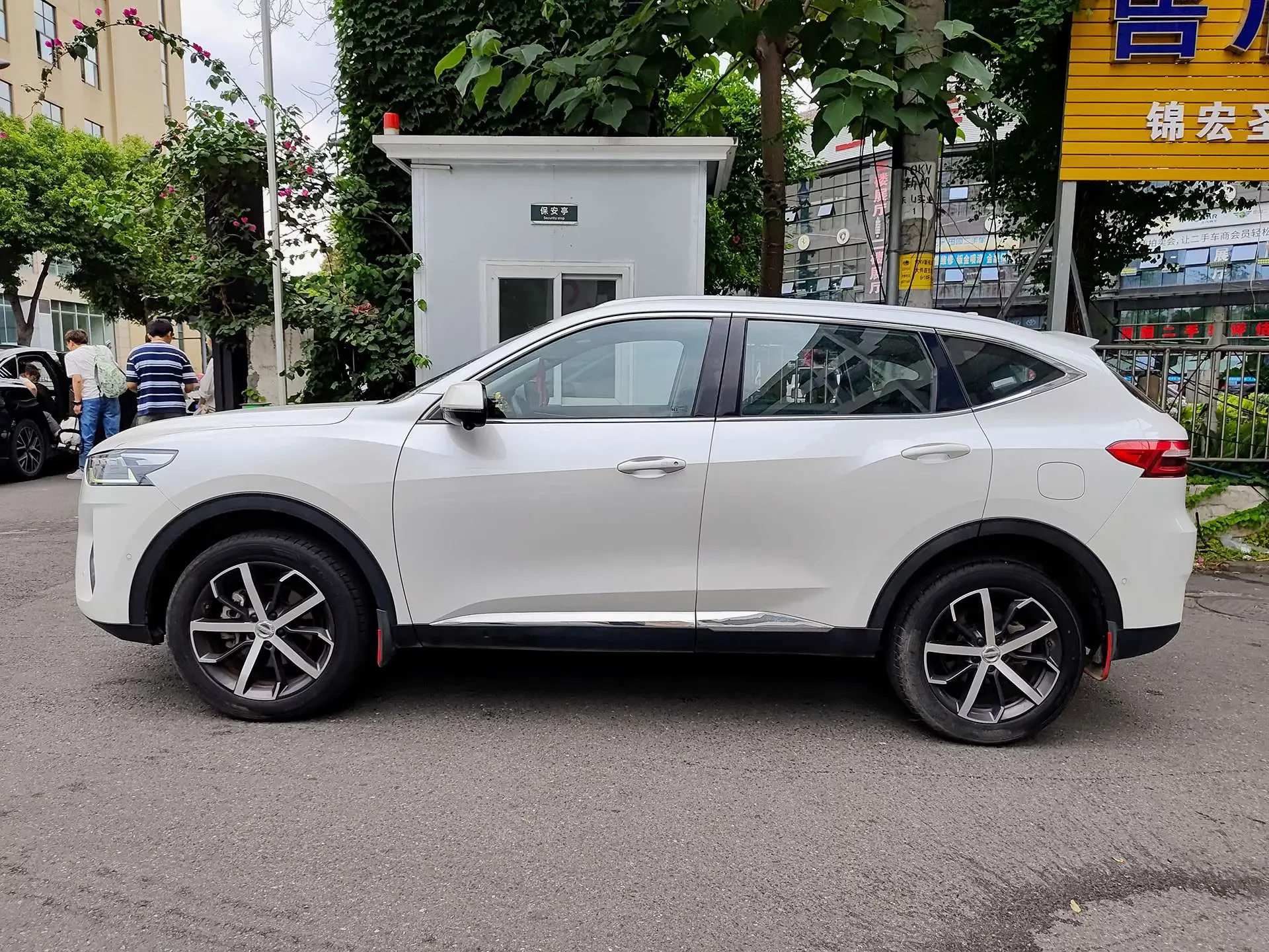 Haval F7