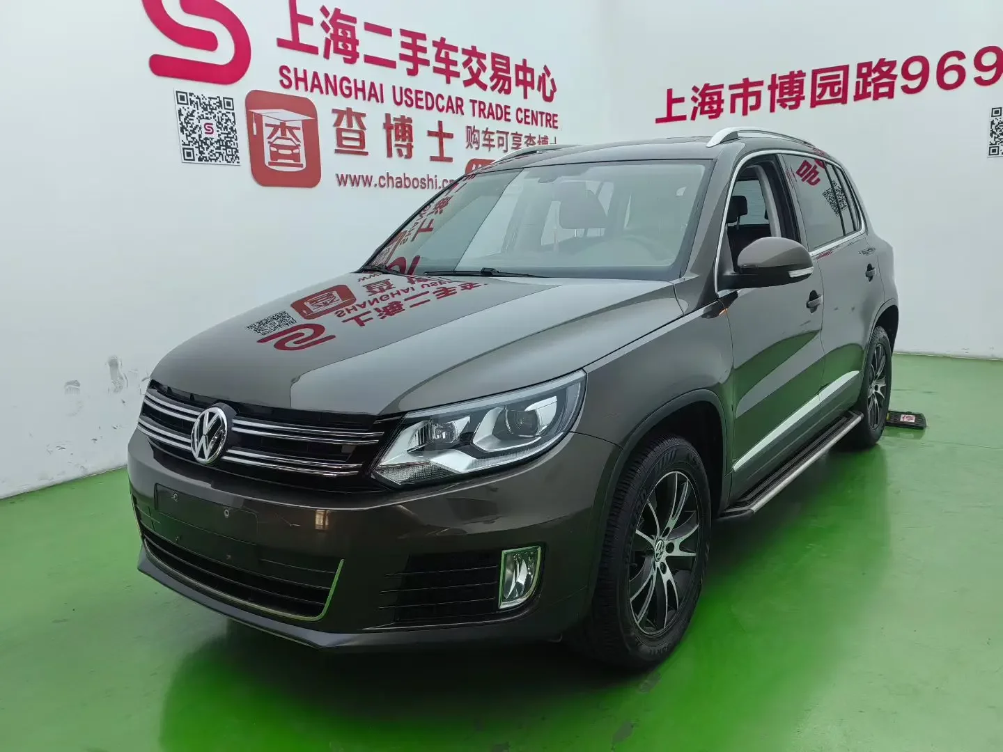 Volkswagen Tiguan (Tharu)
