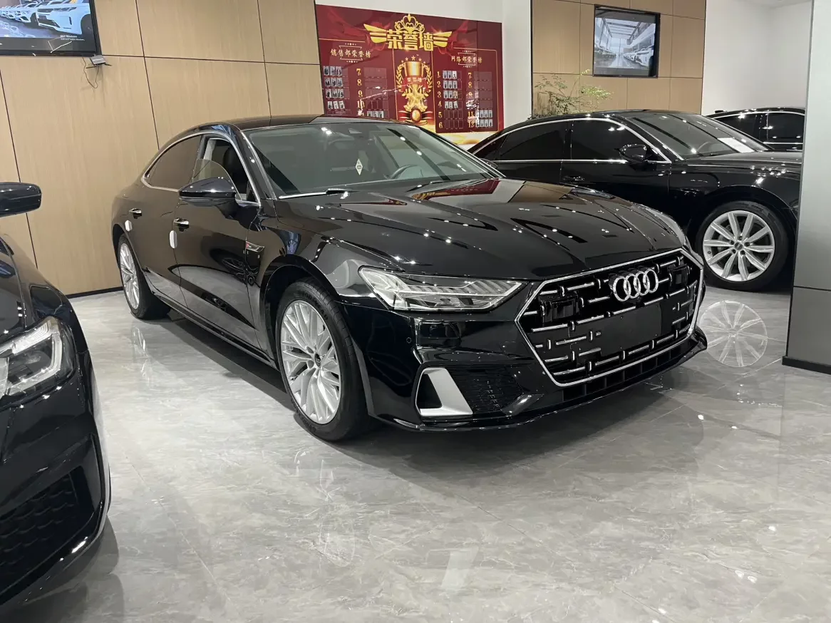Audi A7L