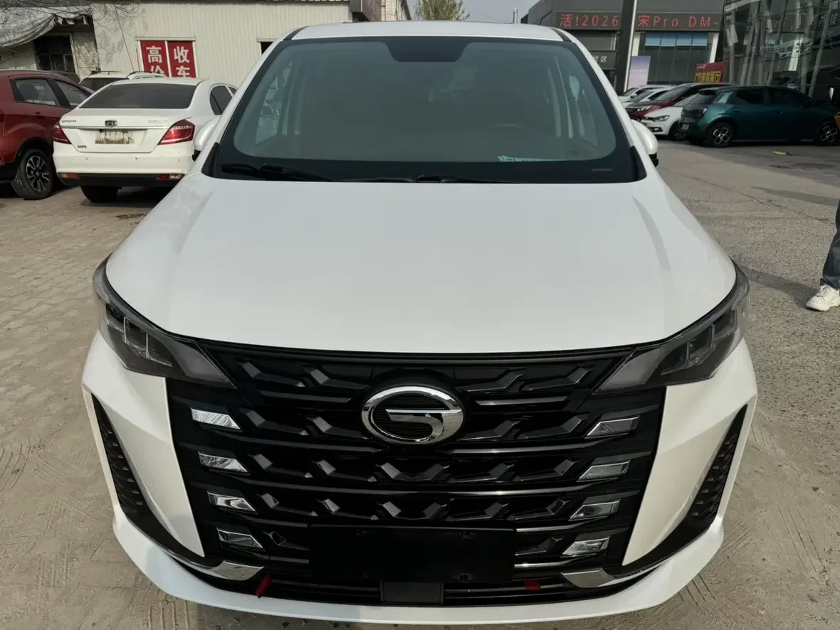 GAC Trumpchi M6