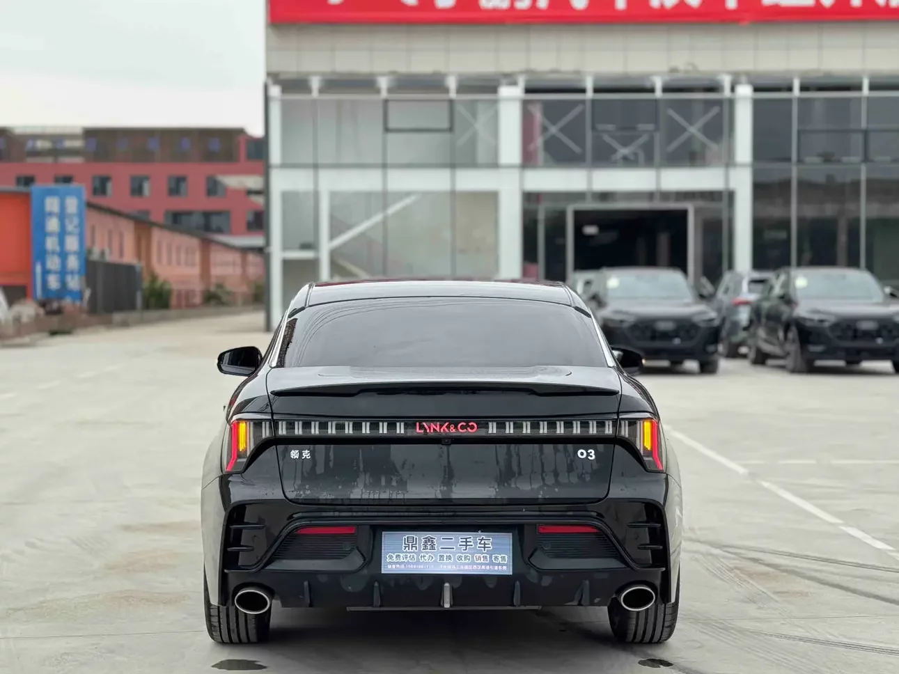 Lynk & Co 03