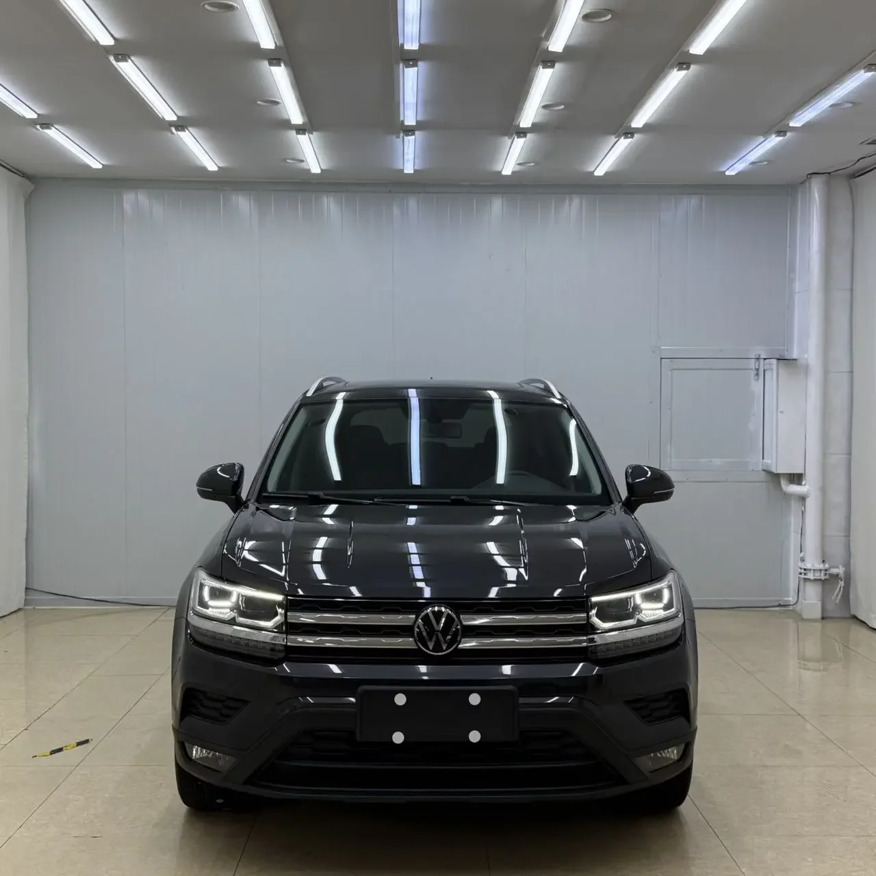 Volkswagen Tharu