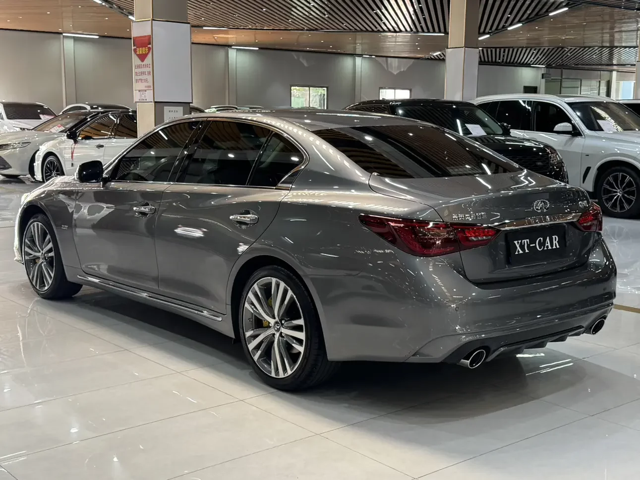 Infiniti Q50L