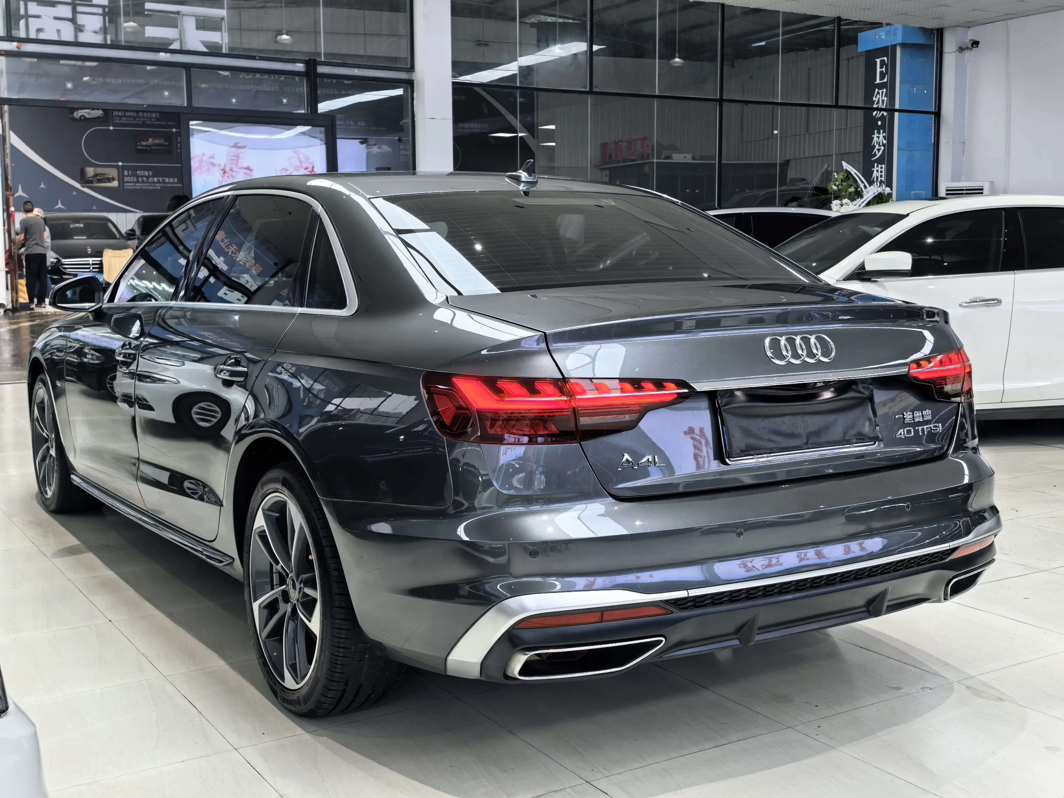 Audi A4L