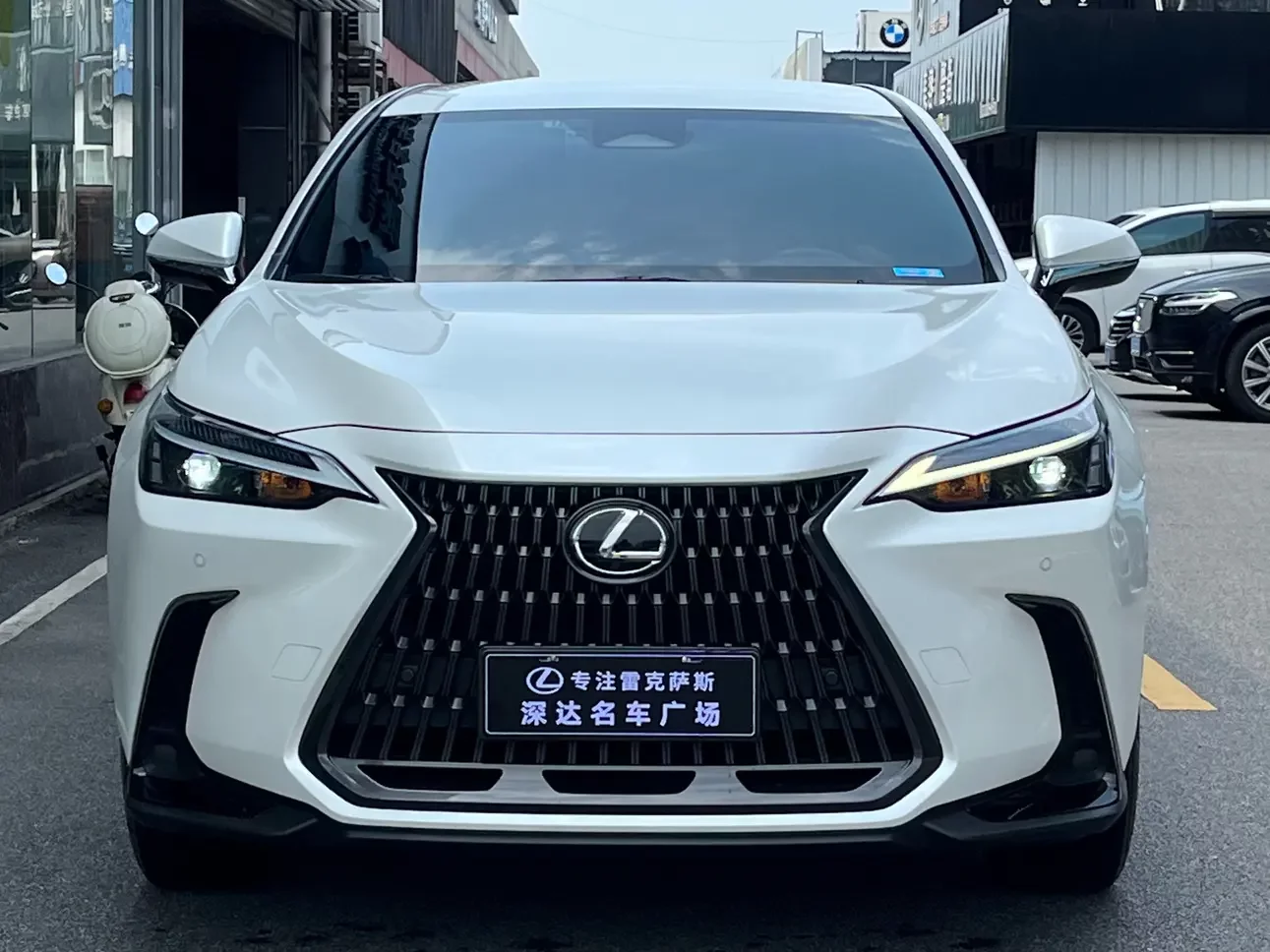 Lexus NX
