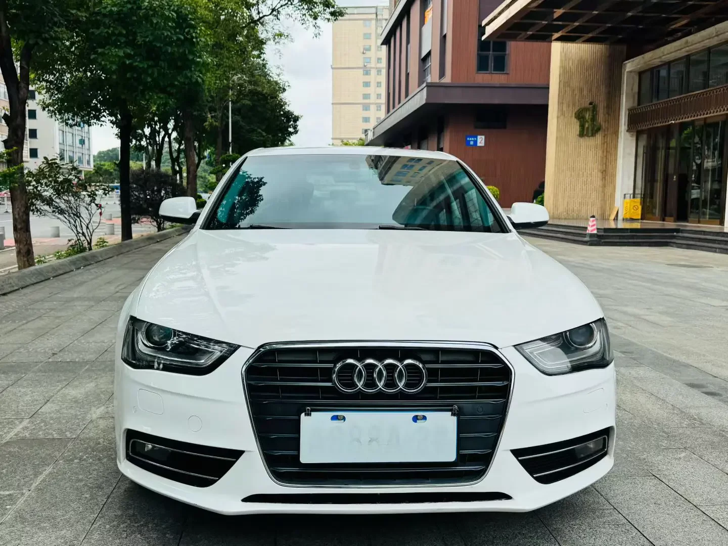 Audi A4L