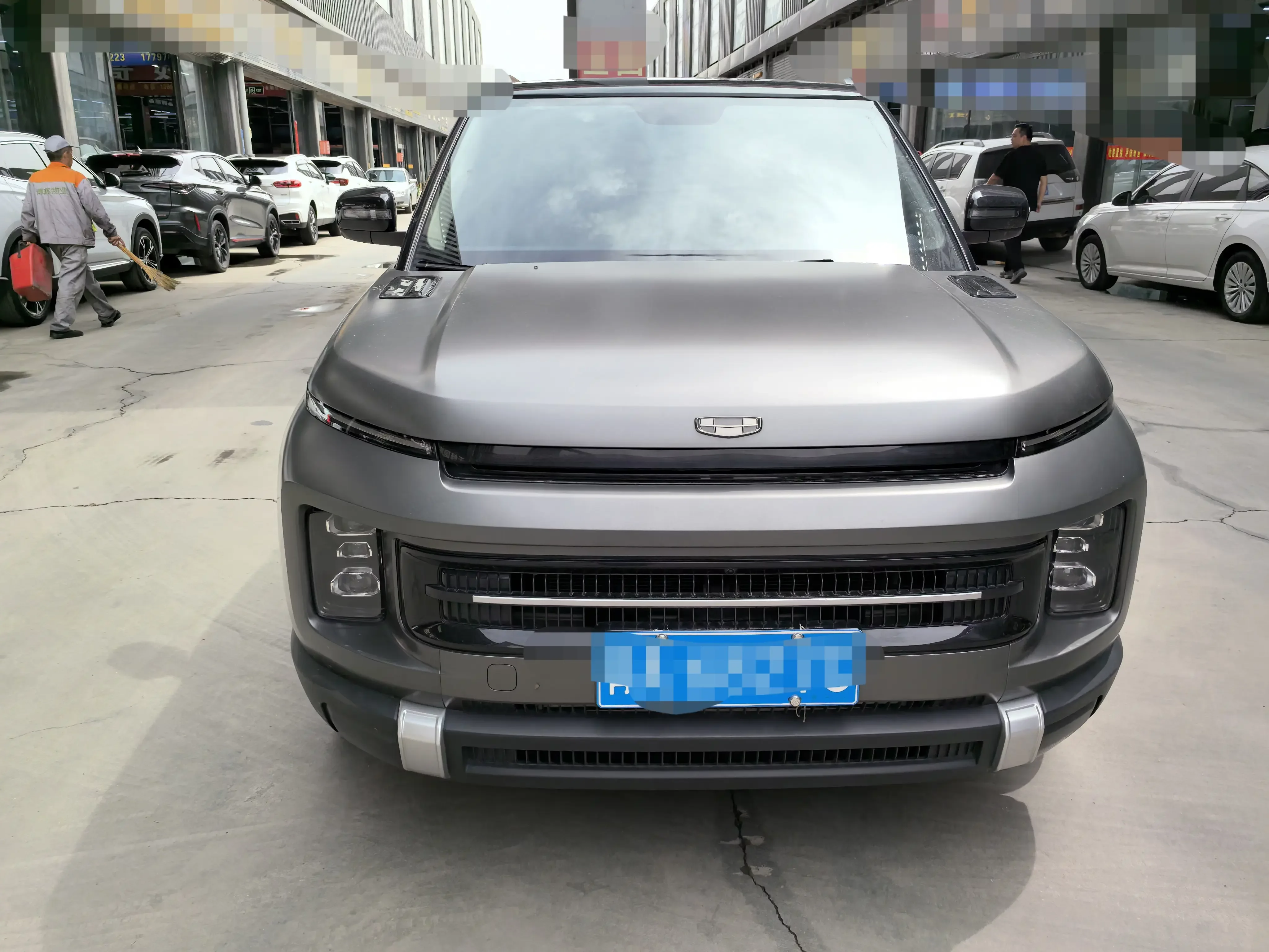 Geely ICON