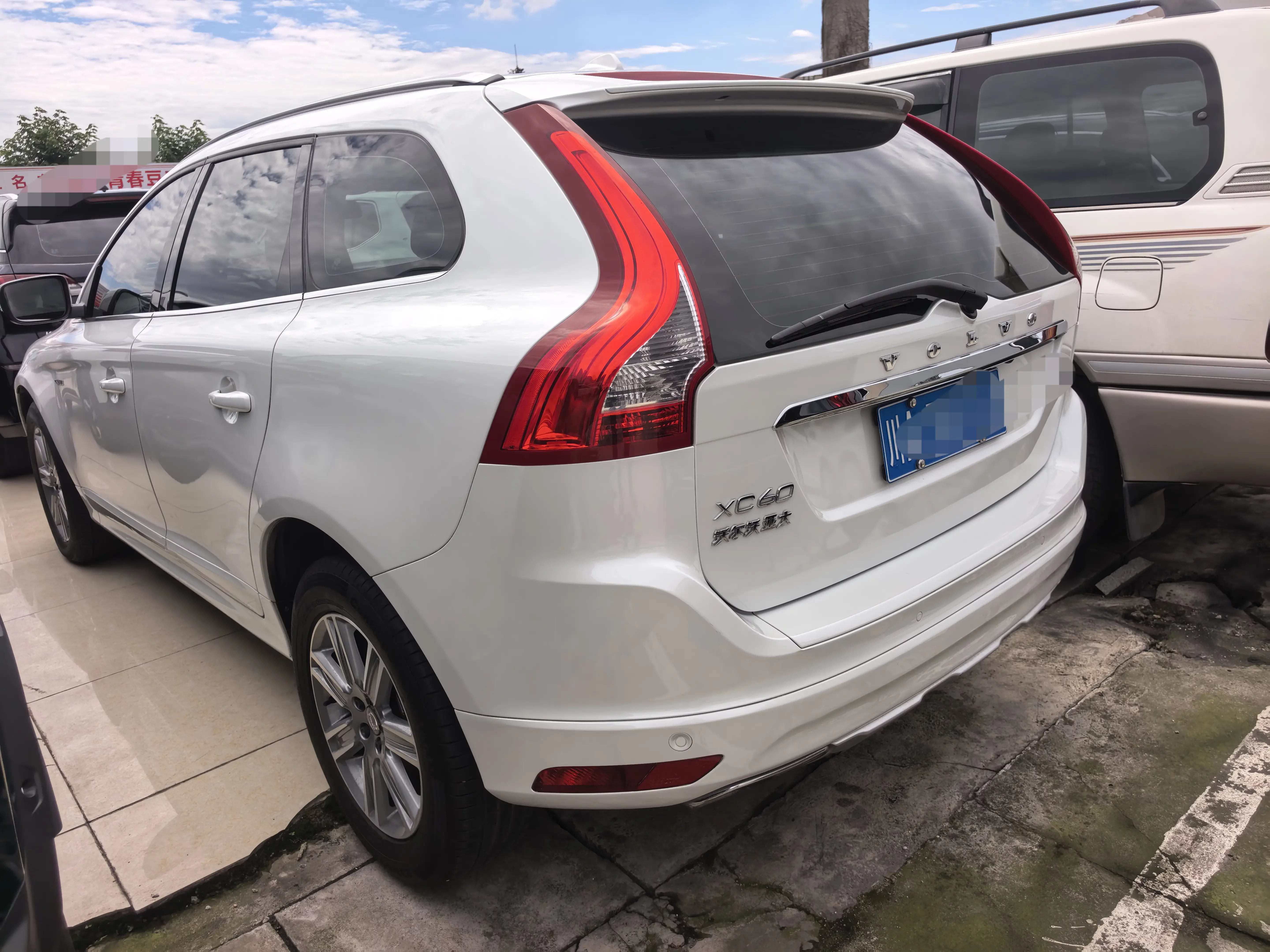 Volvo XC60
