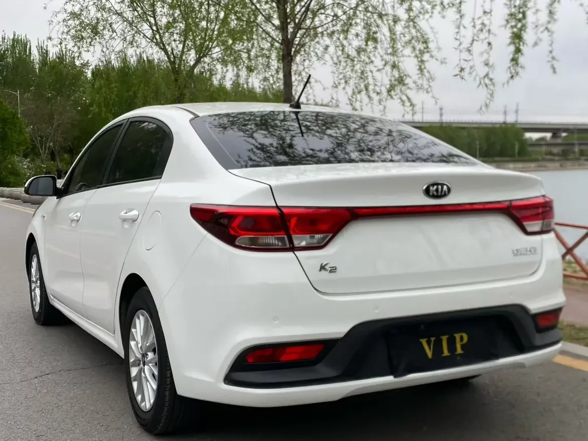 Kia K2