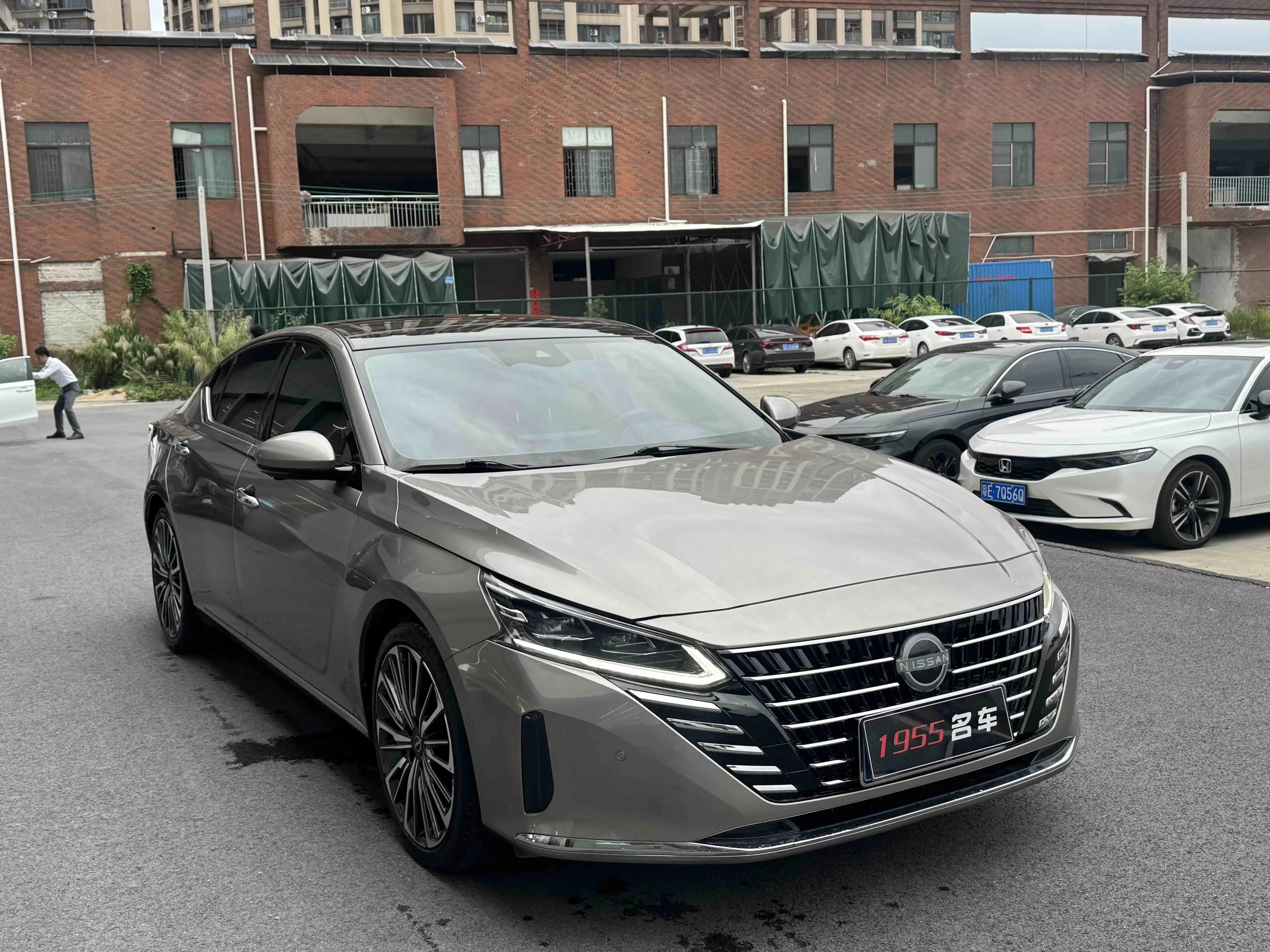 Nissan Altima