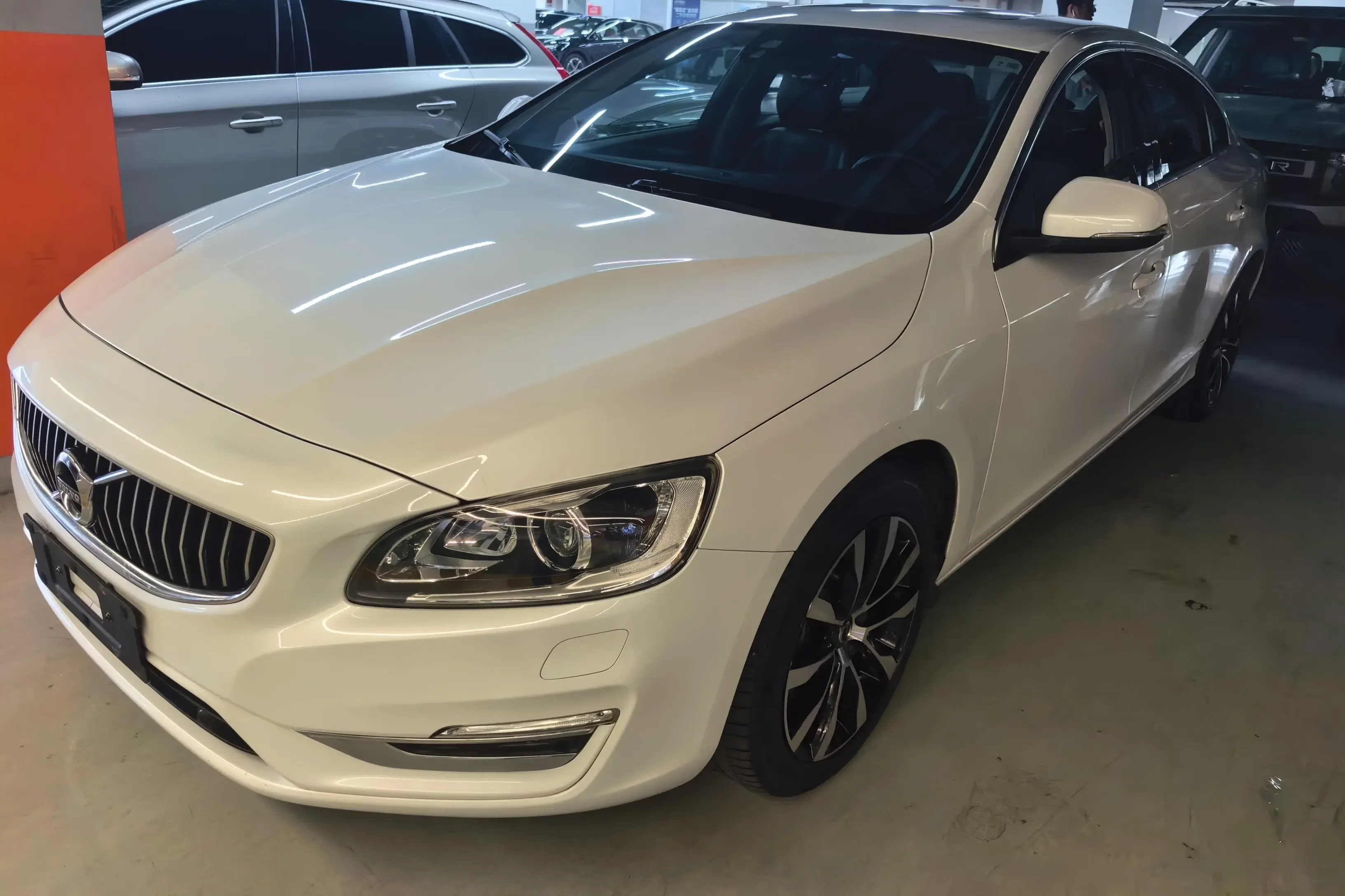 Volvo S60