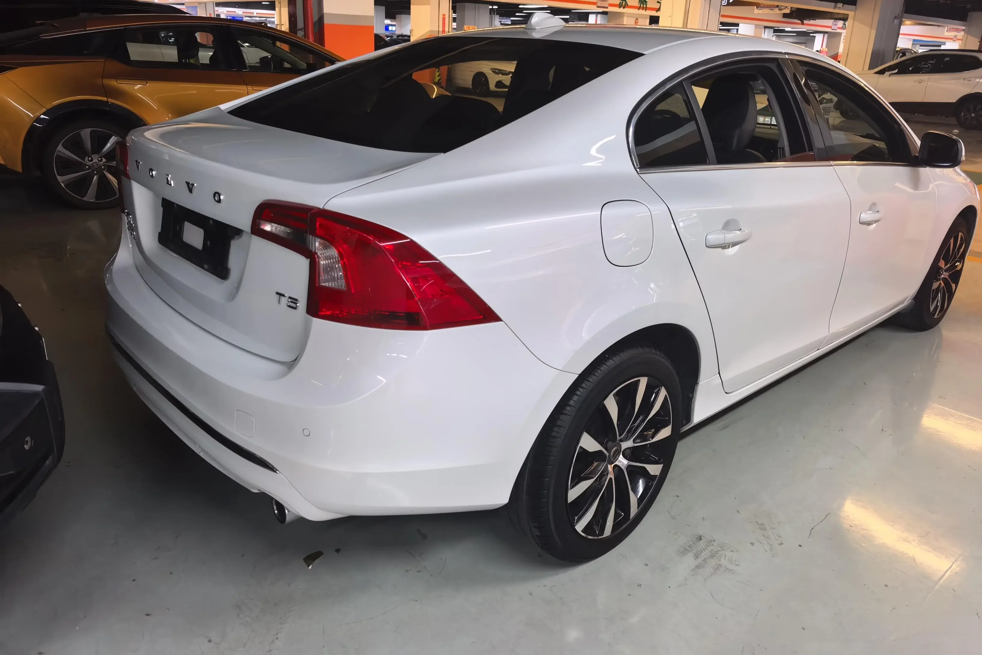 Volvo S60