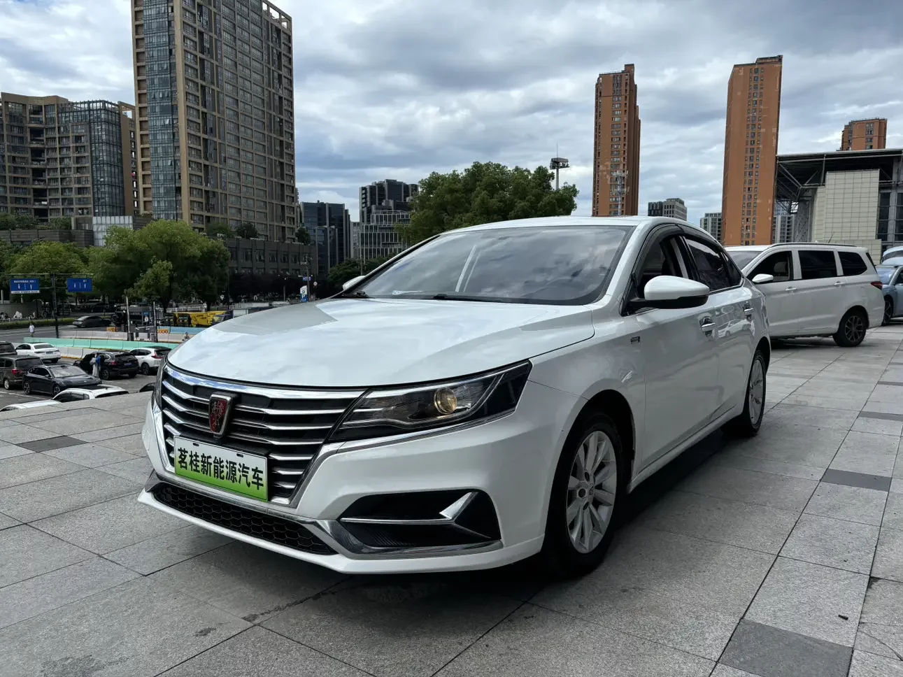 Roewe ei6