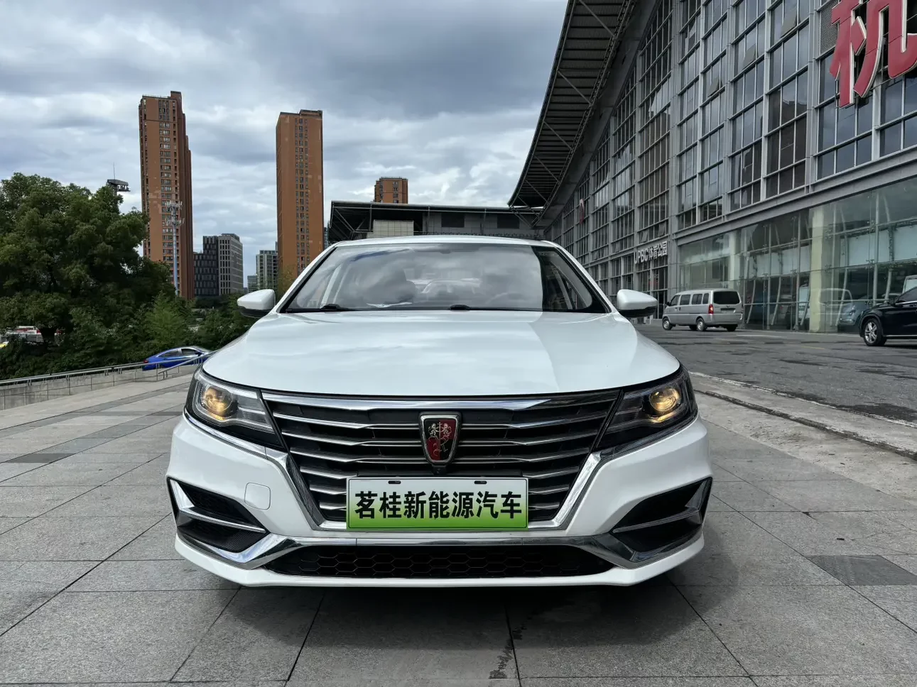 Roewe ei6