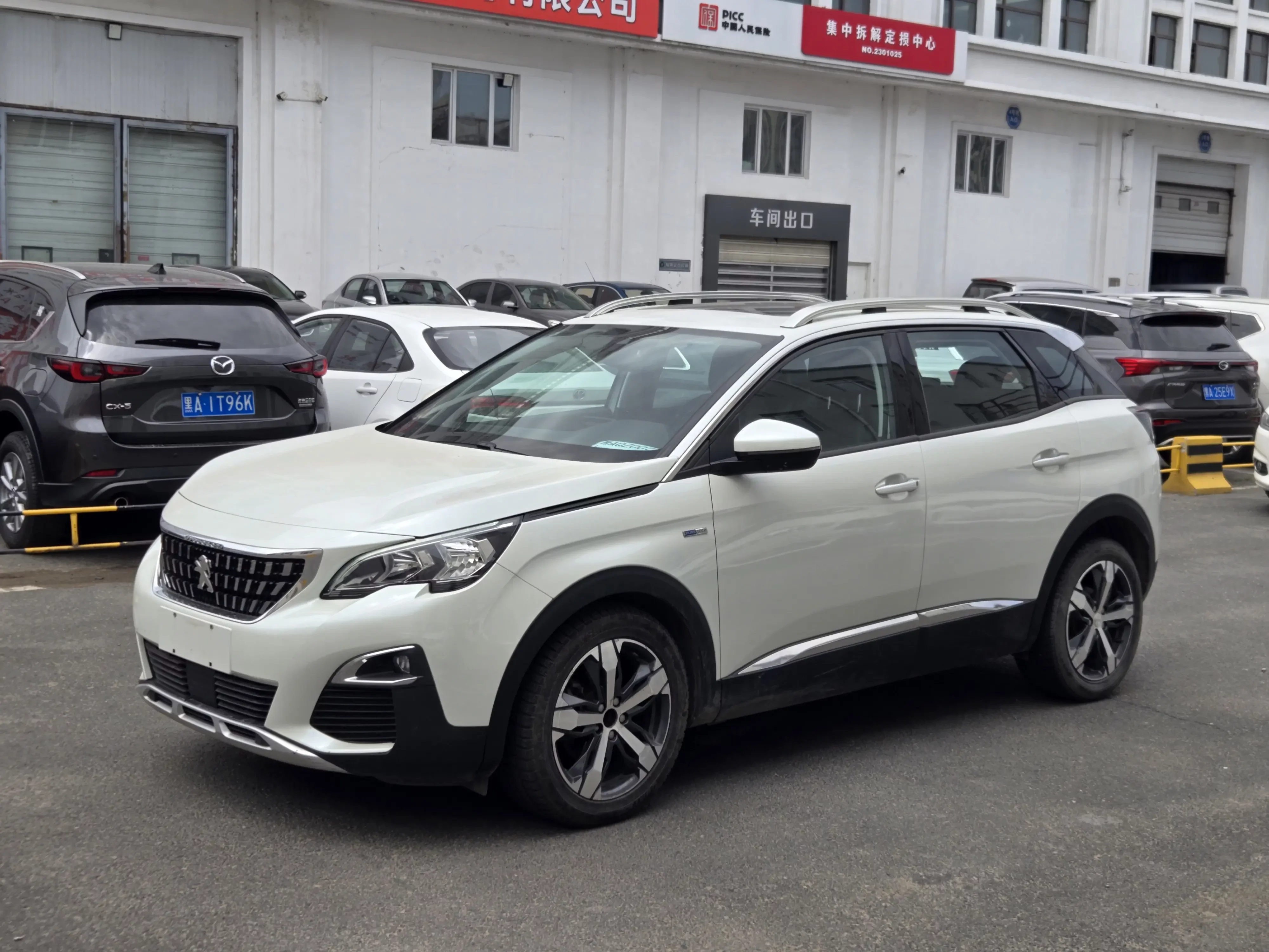 Peugeot 4008