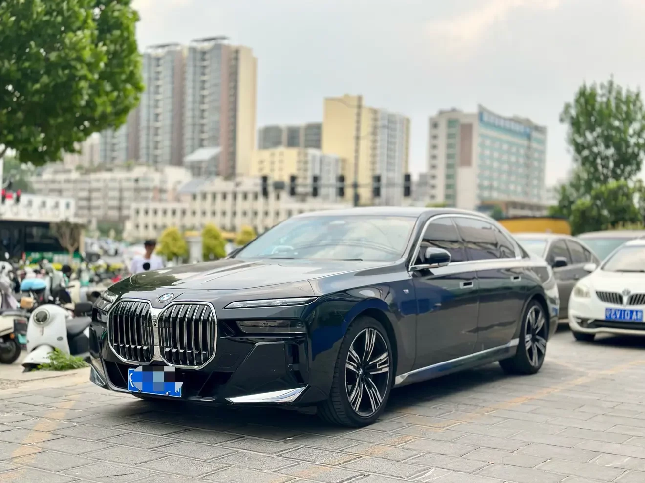 BMW 7 Series