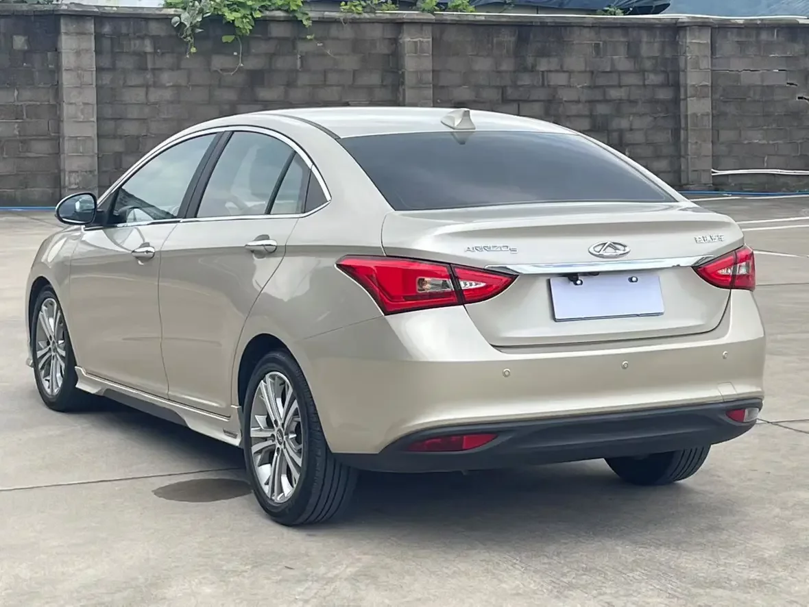 Chery Arrizo 5