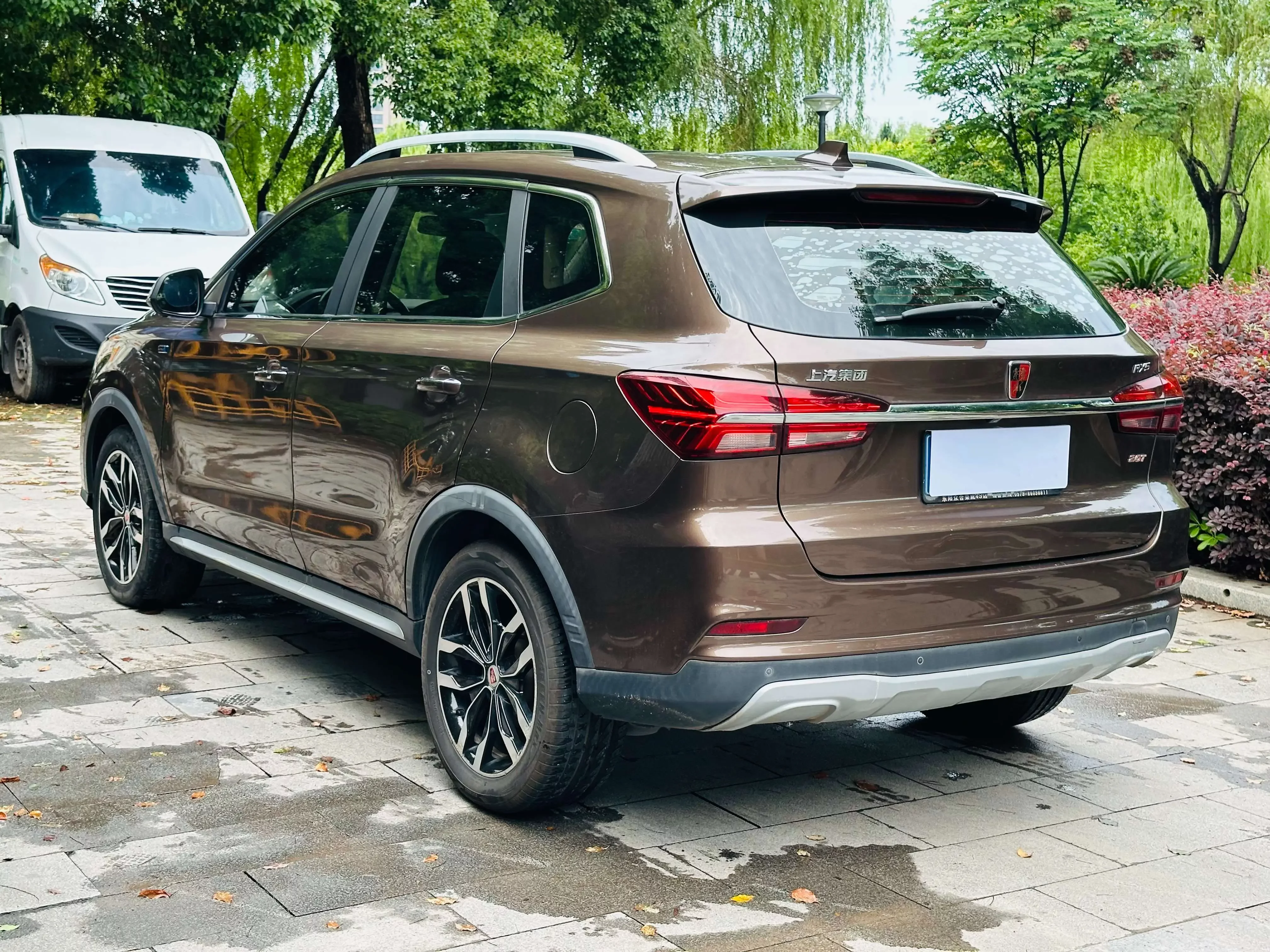 Roewe RX5