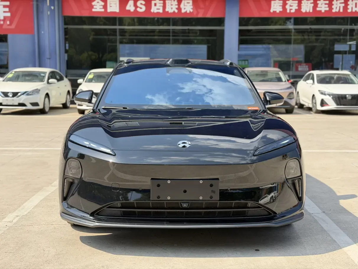 NIO ET5T  из Китая