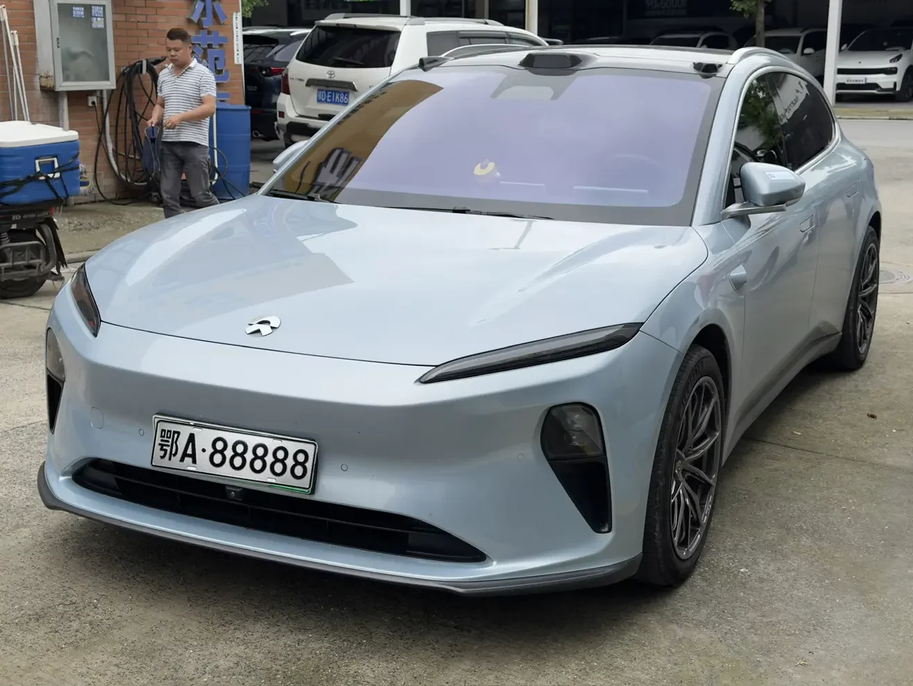 NIO ET5T  из Китая