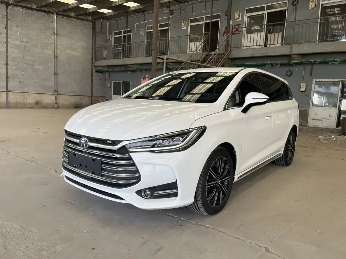 BYD Song MAX DM
