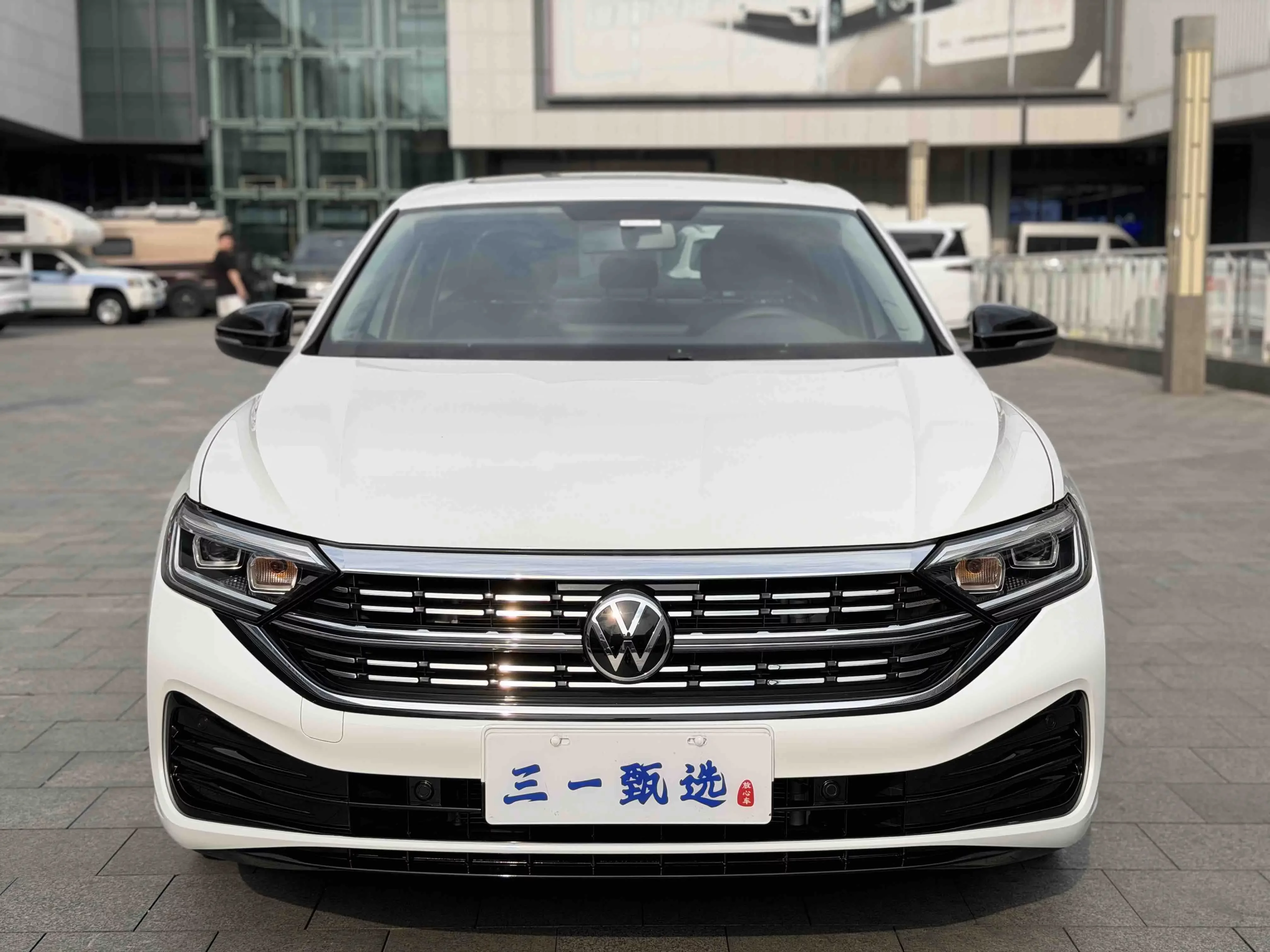 Volkswagen Sagitar