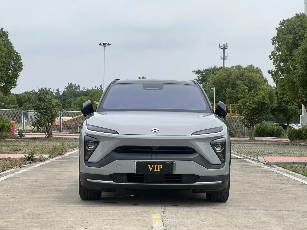 NIO ES6