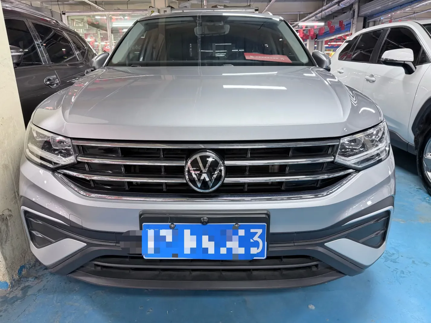 Volkswagen Tiguan L