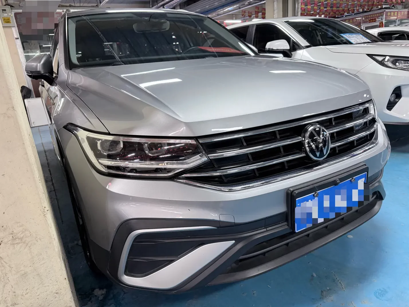 Volkswagen Tiguan L