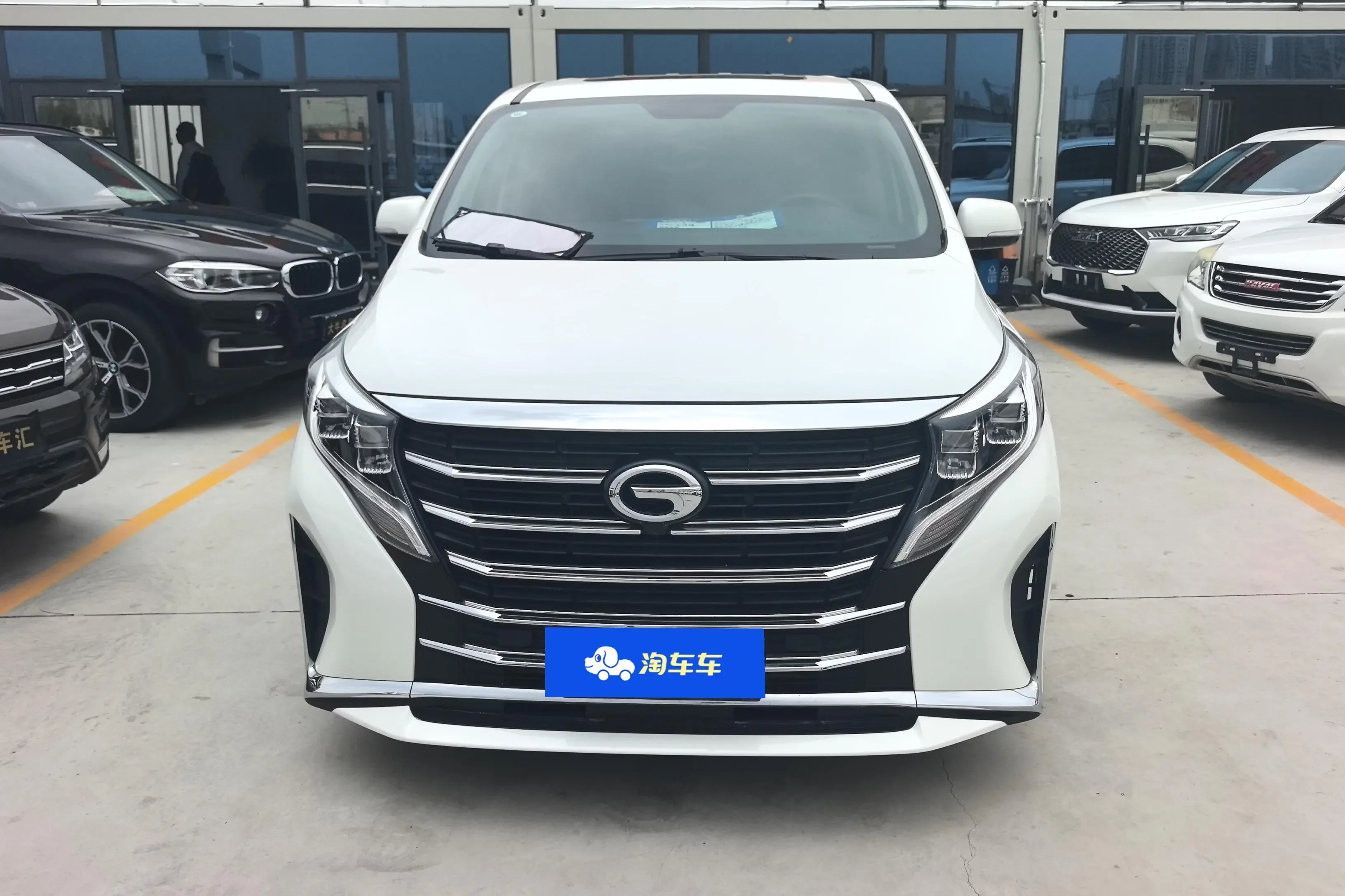 GAC Trumpchi M8