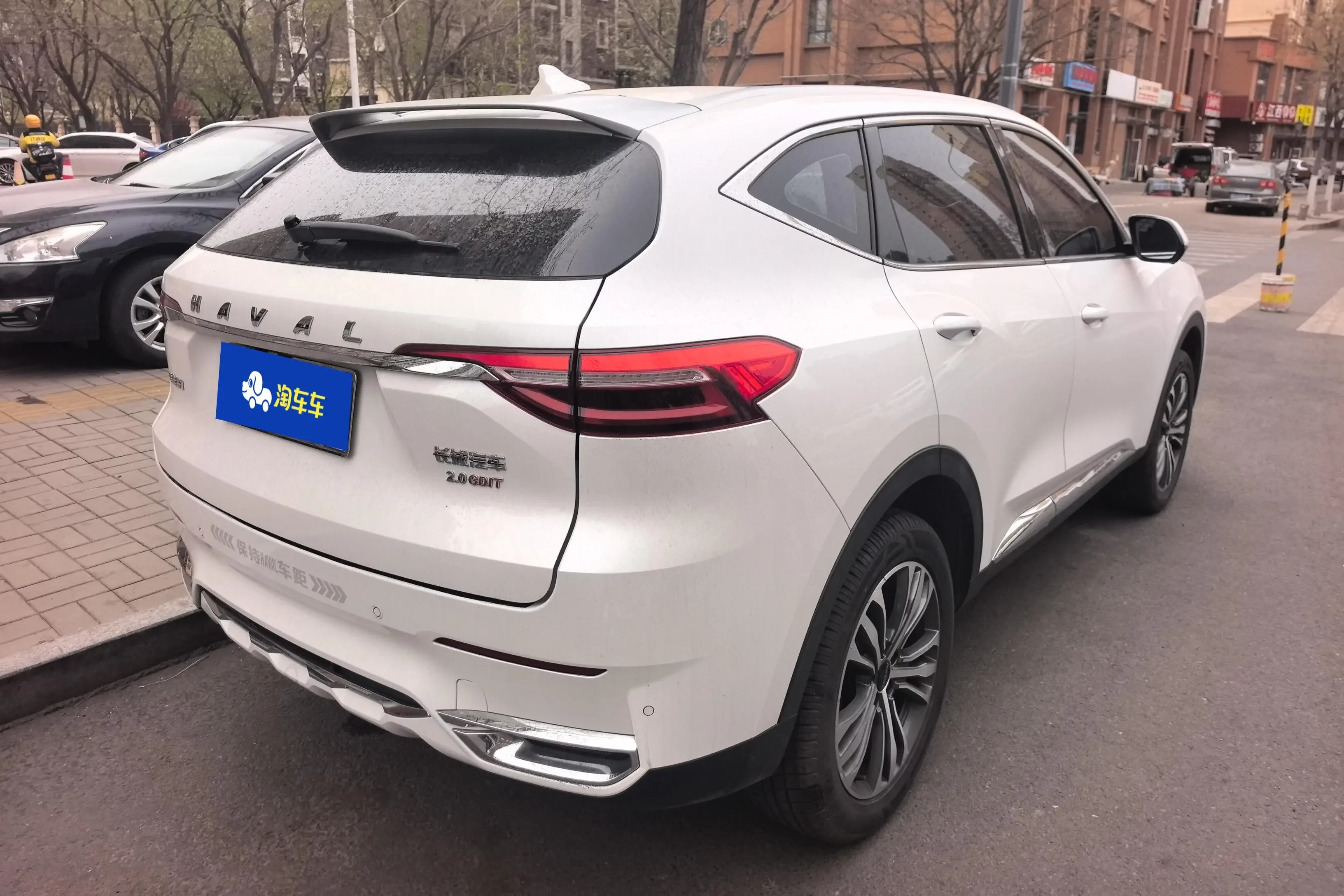 Haval F7