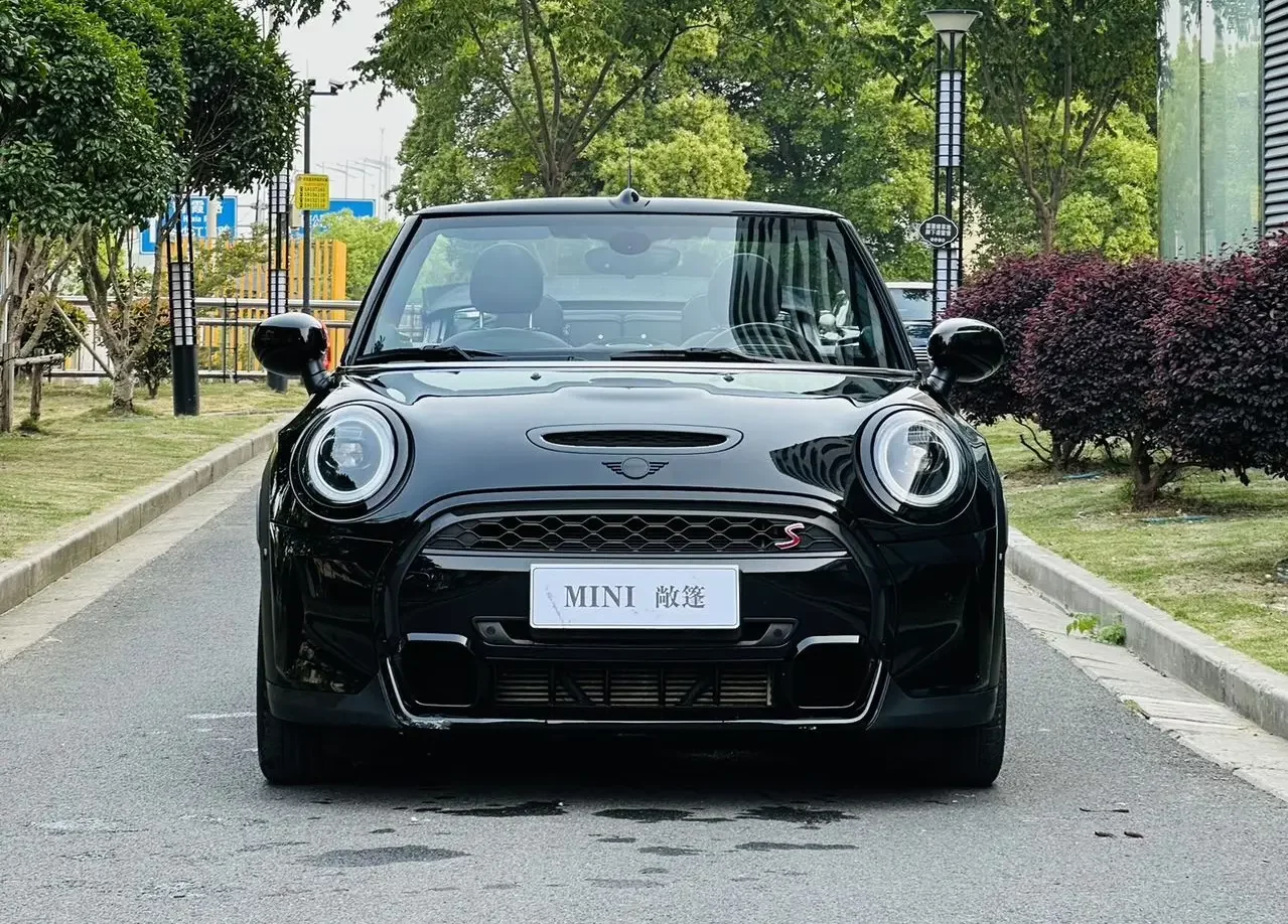 MINI 