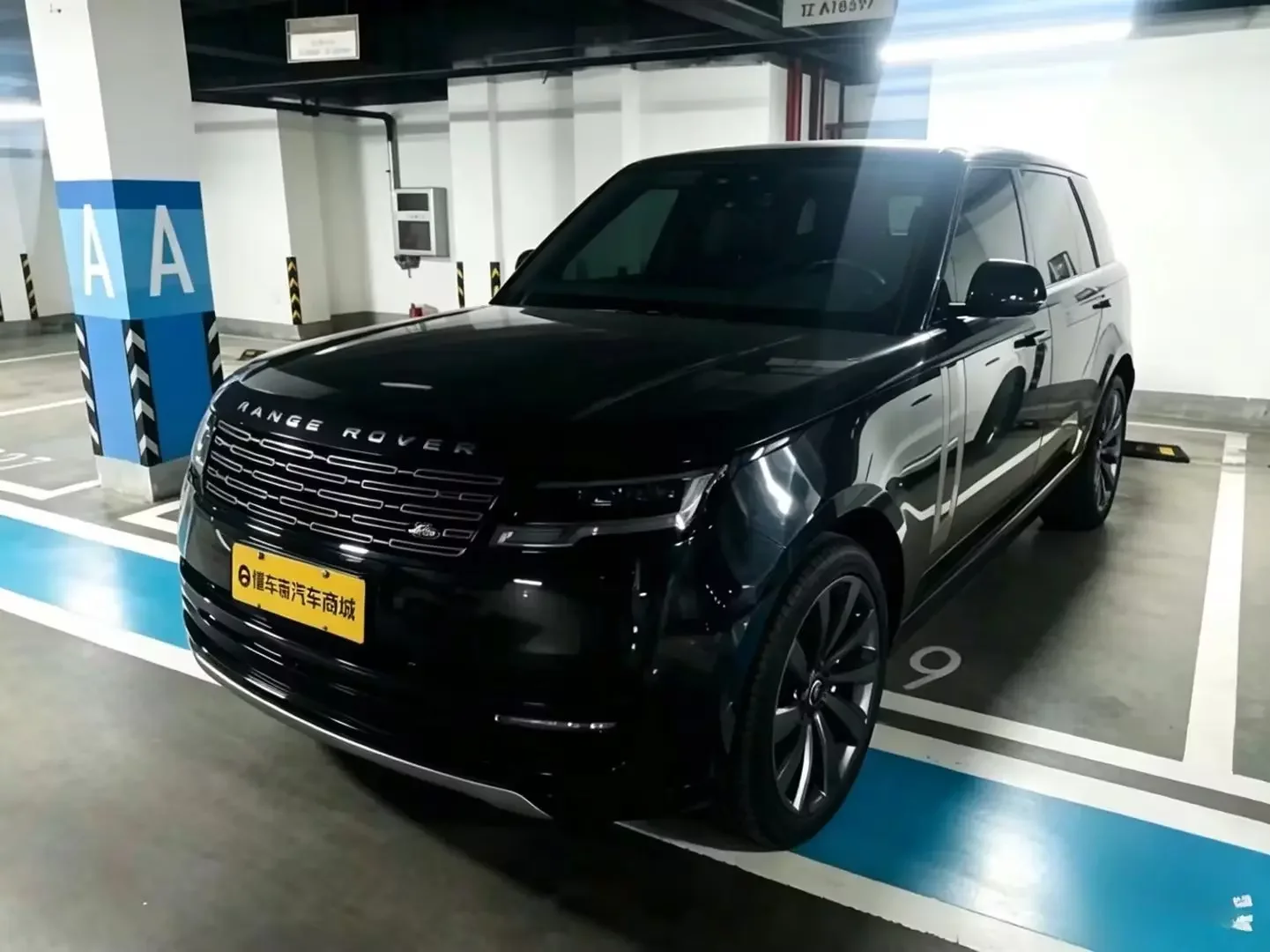 Land Rover range rover