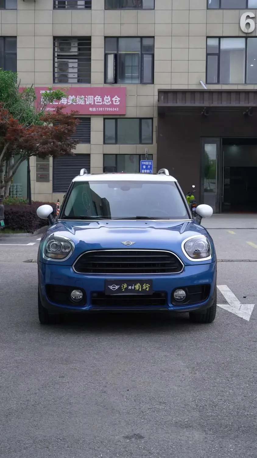 MINI COUNTRYMAN