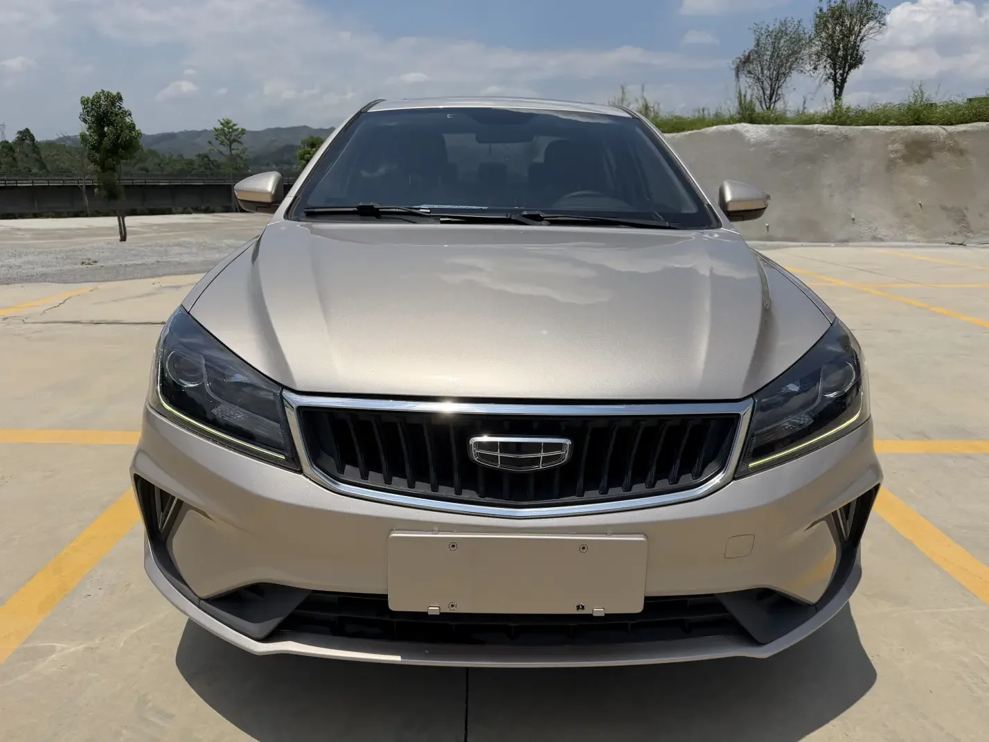 Geely emgrand
