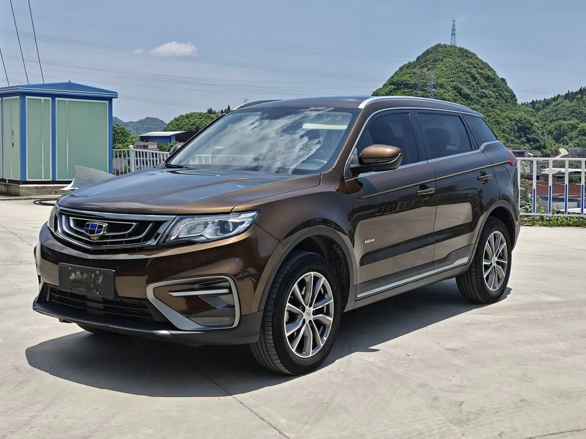 Geely Atlas