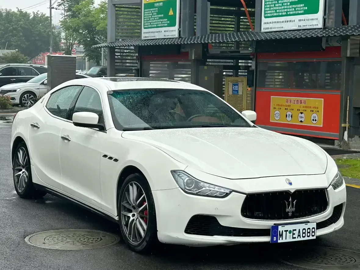Maserati Ghibli