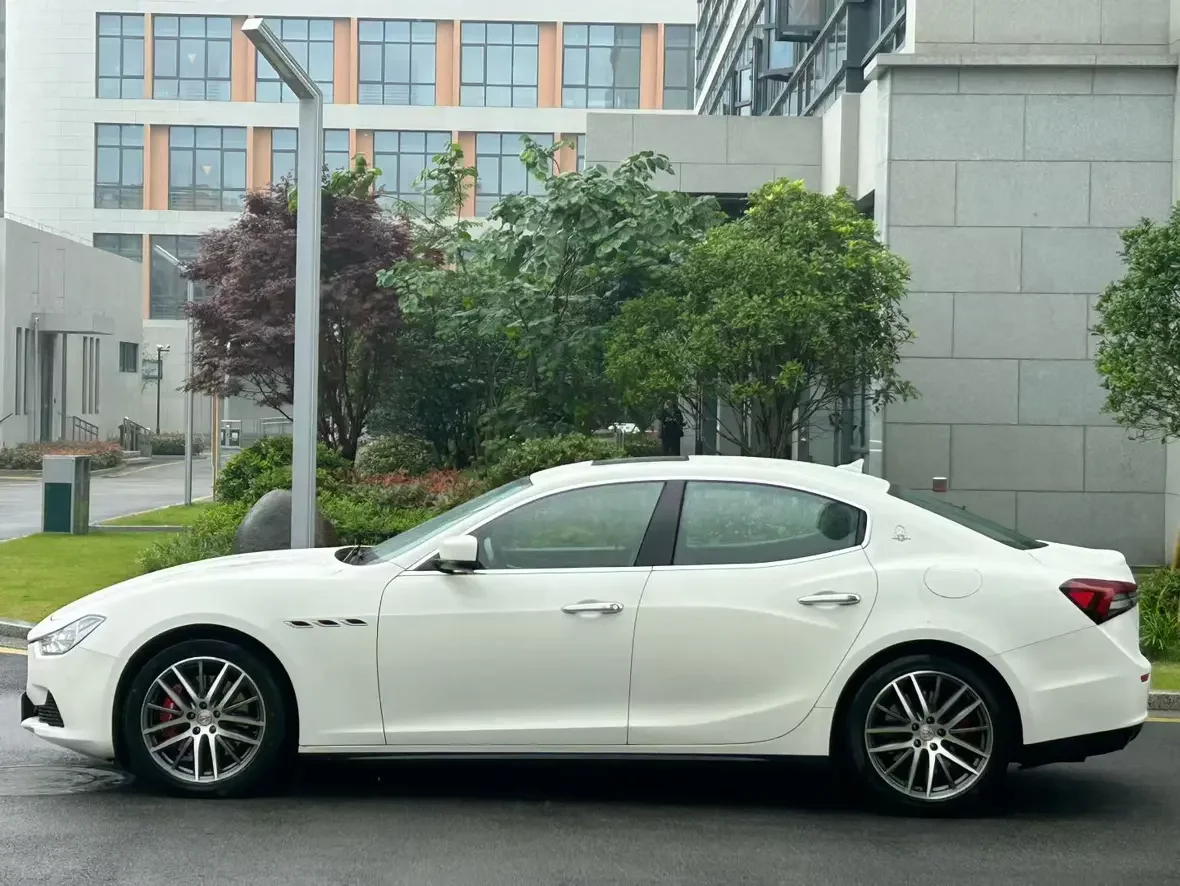 Maserati Ghibli