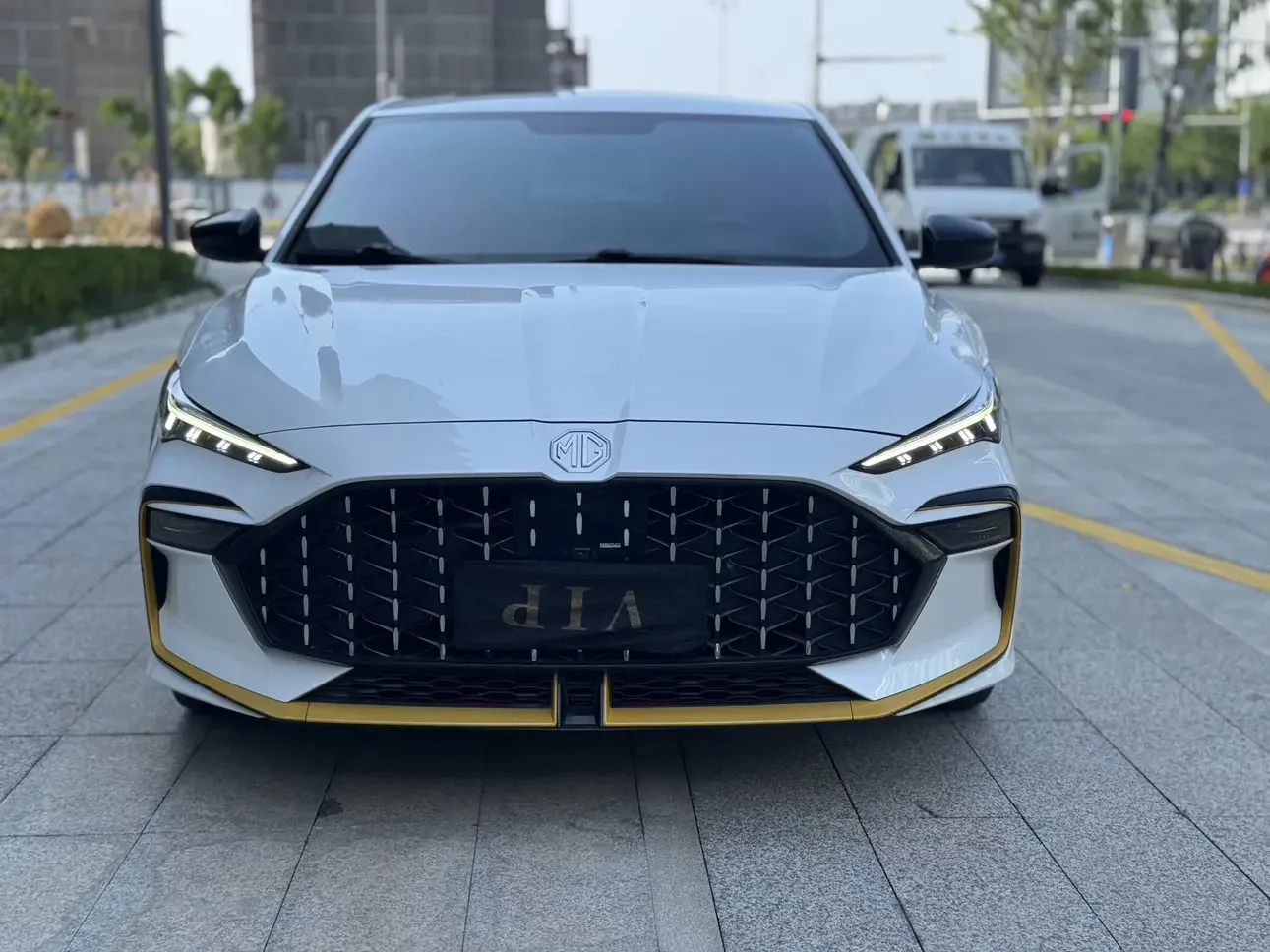MG 6