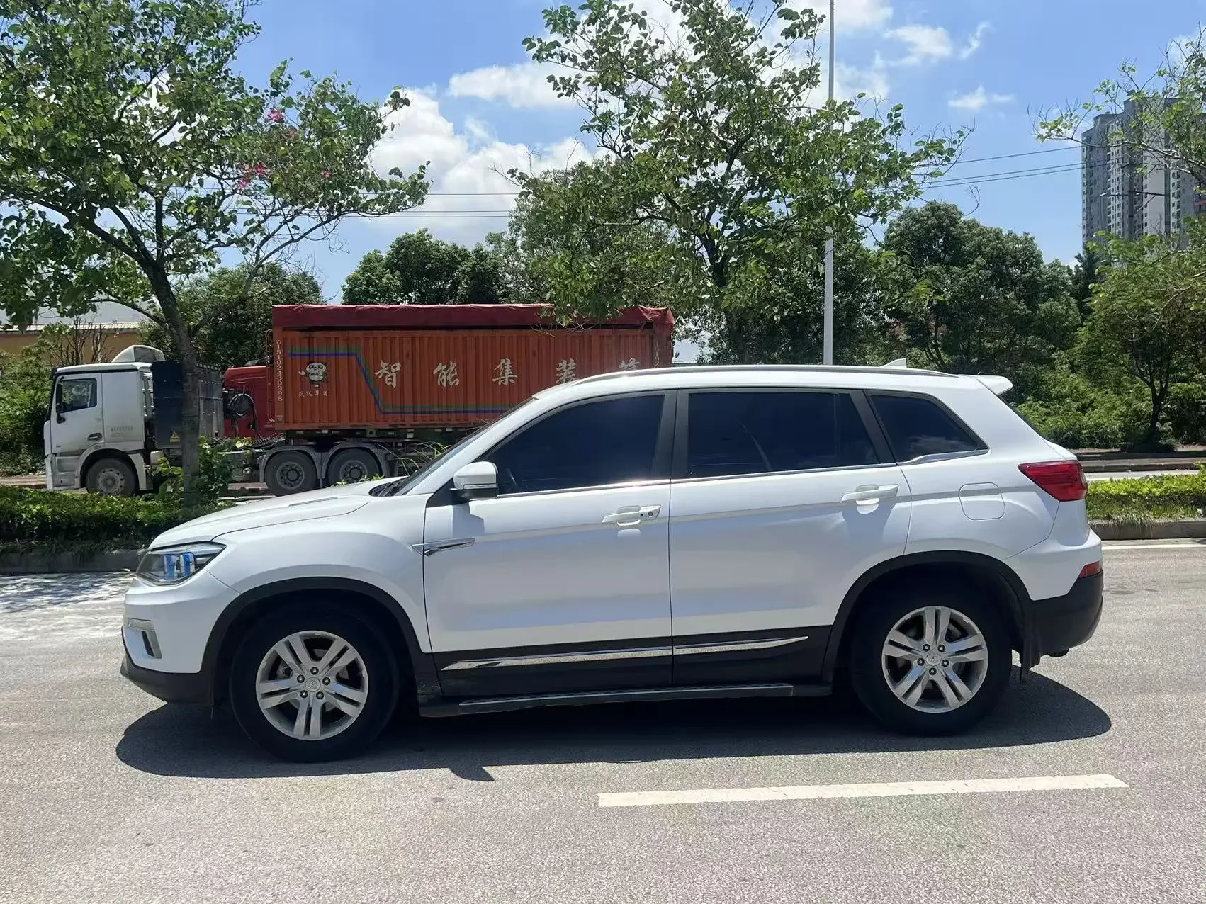 Changan CS75