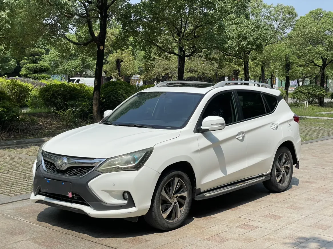 BYD Song