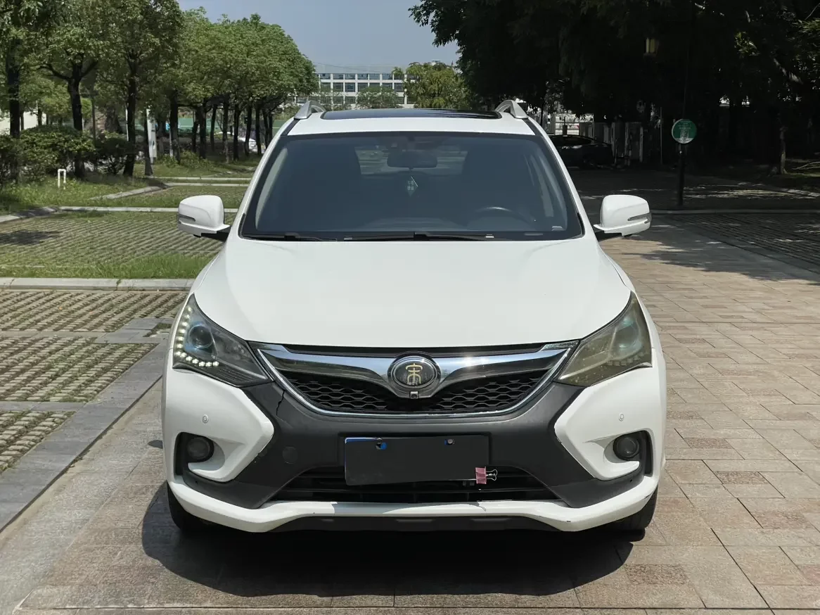 BYD Song