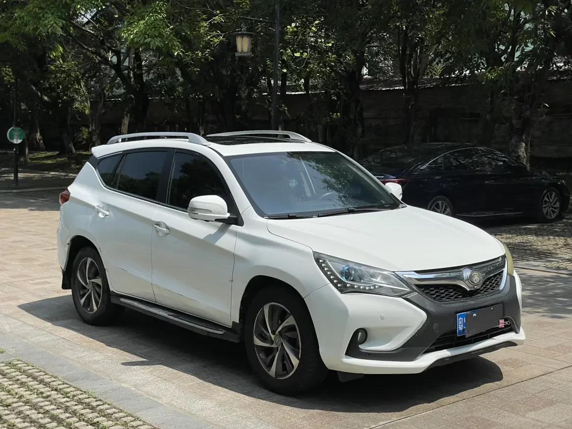 BYD Song