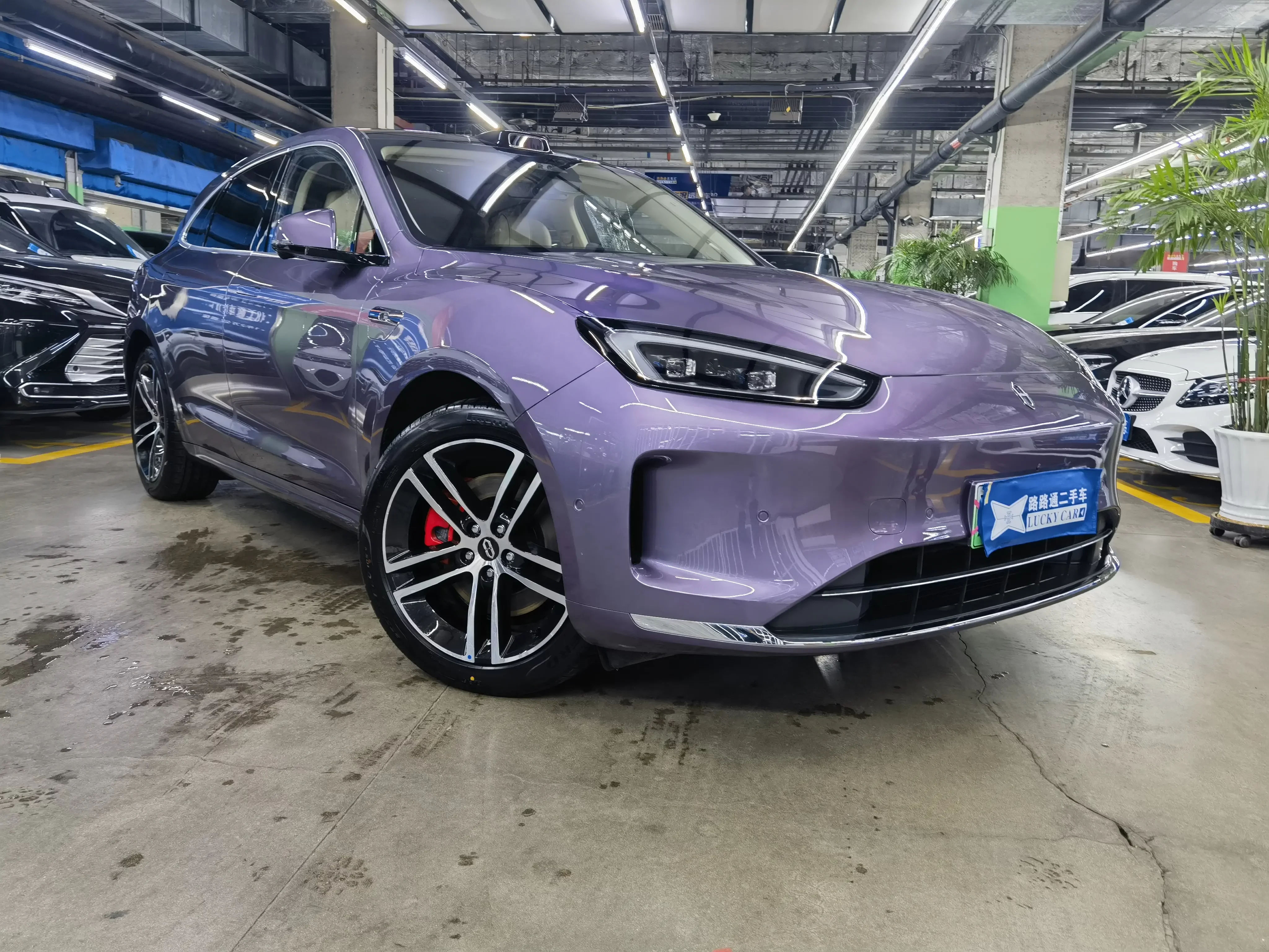 AITO M5