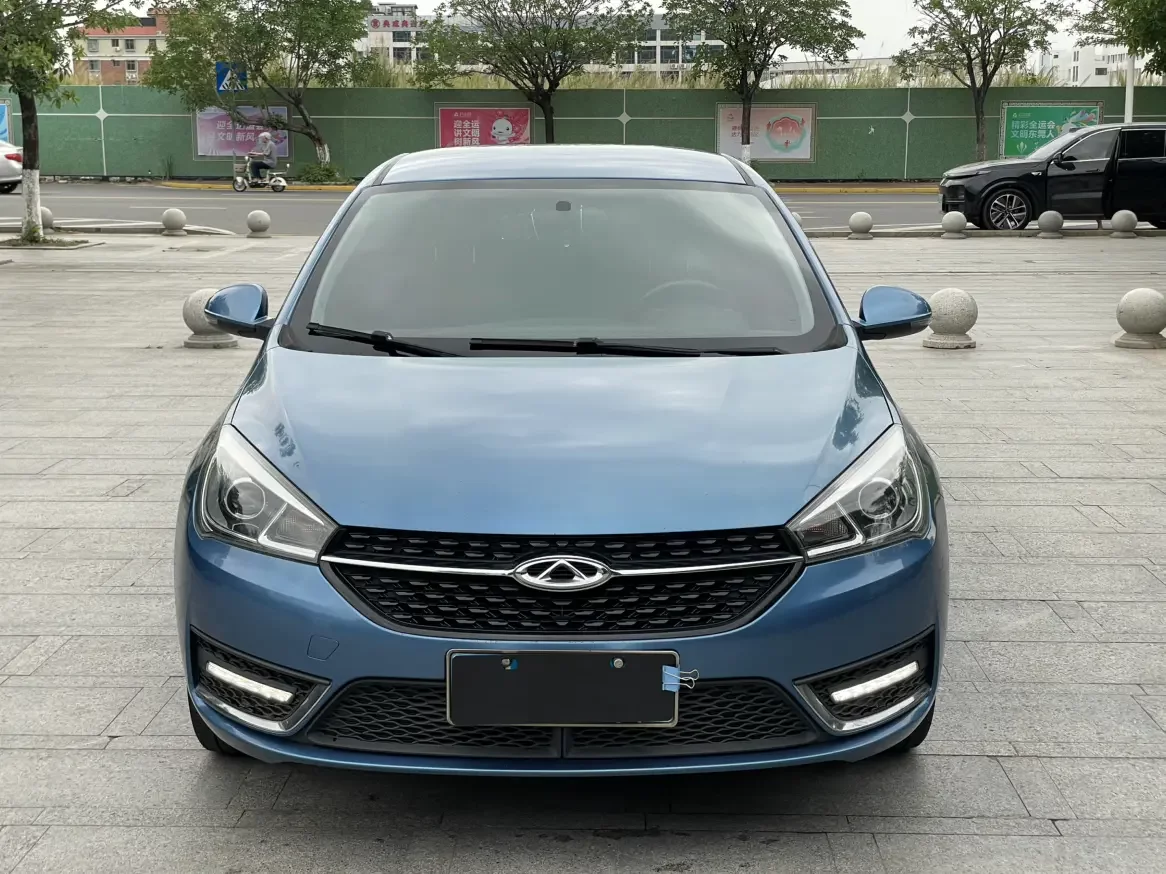 Chery Arrizo 5